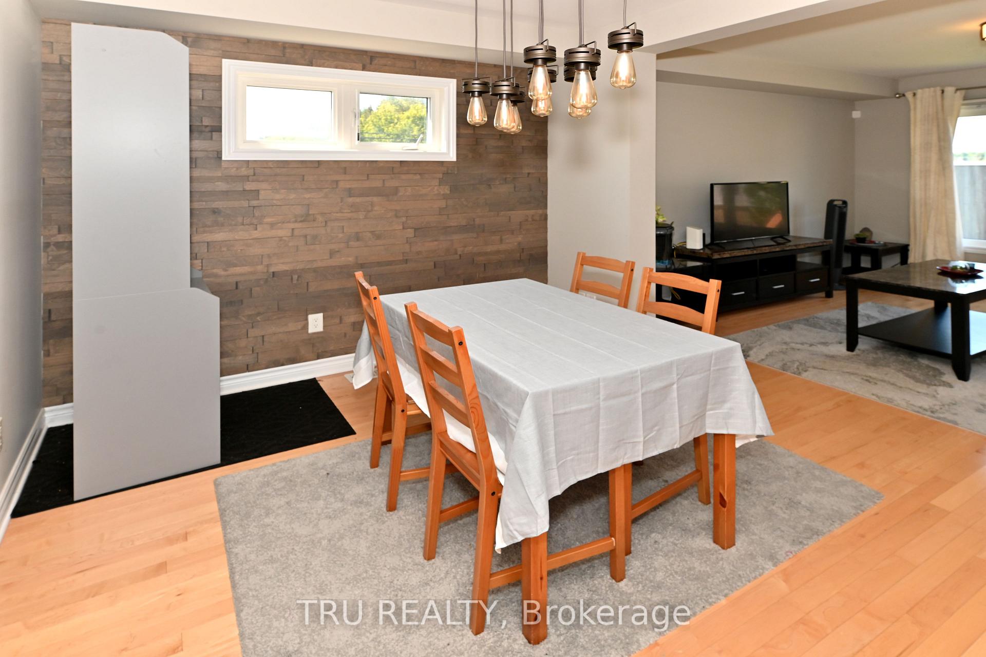 Photo 9 of 501 Paine Avenue, Ottawa, Kanata - Kanata Lakes/Heritage Hills — HOMEH