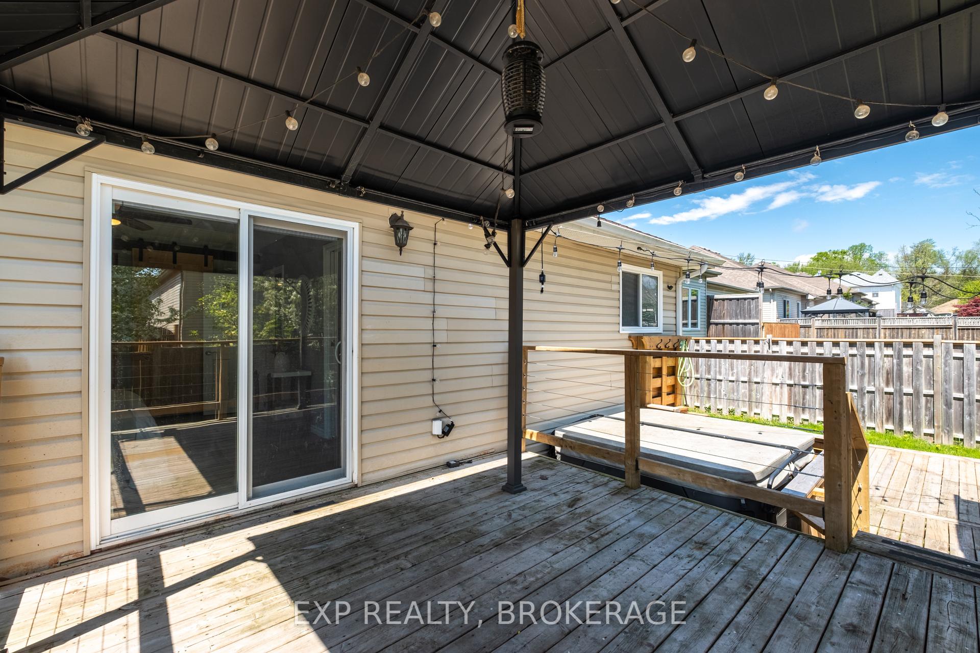Photo 7 of 176 Somerset Drive, Loyalist, Bath — HOMEH
