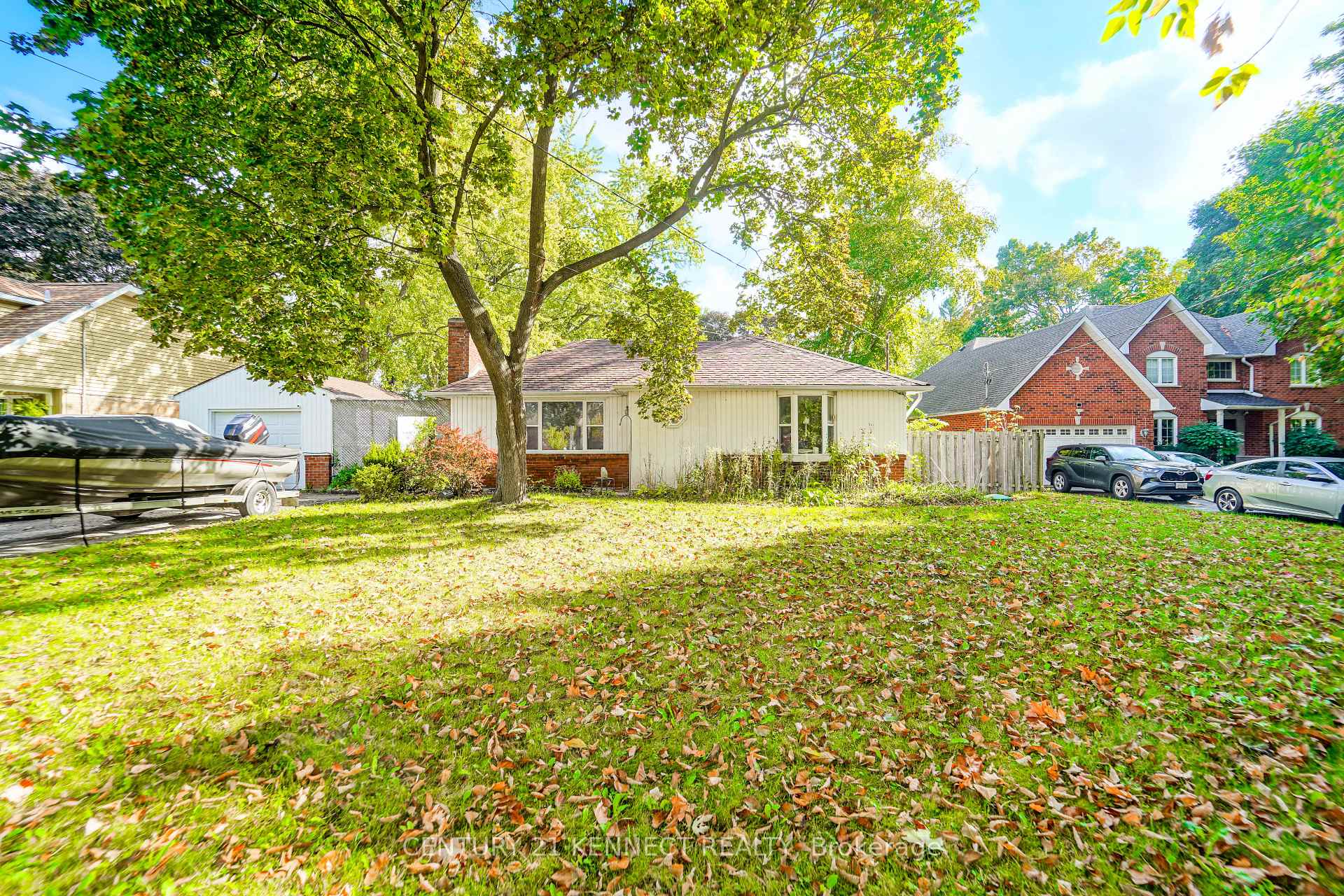 Front of 10813 Victoria Square Boulevard