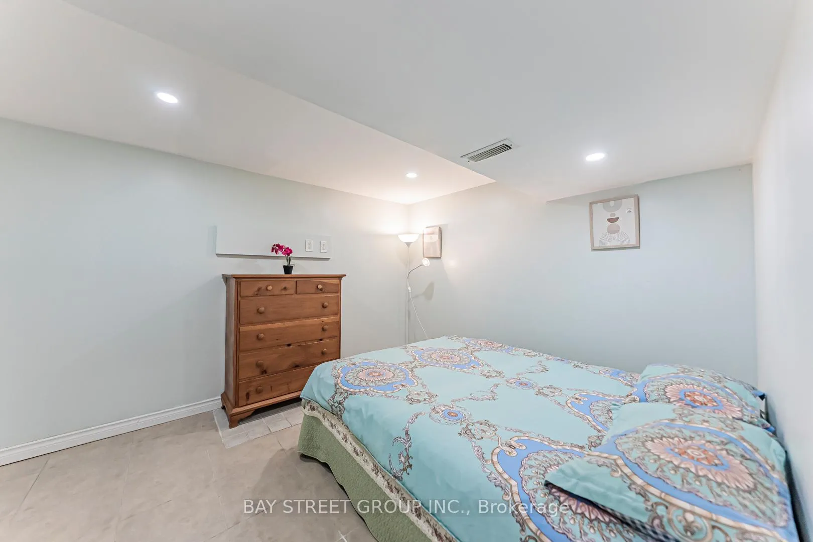 Photo 15 of Unit Basement, 43 Sherwood Forest Drive, Markham, Bullock — HOMEH