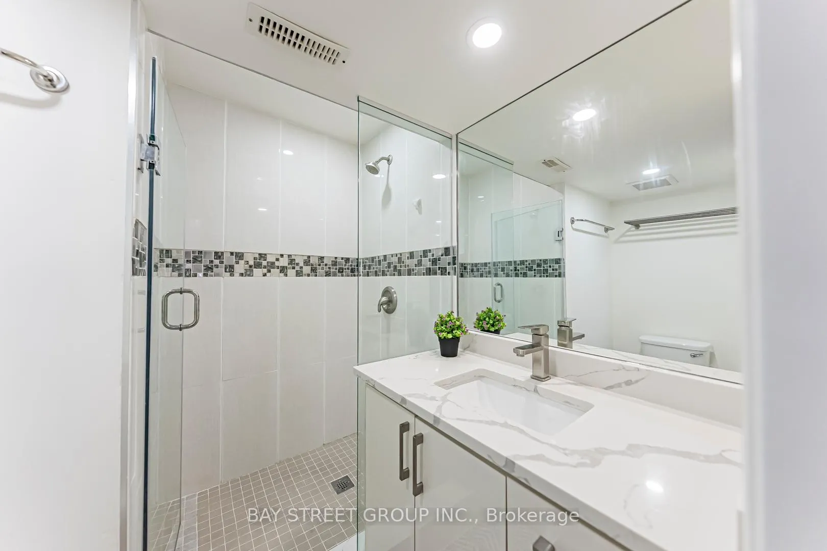 Photo 18 of Unit Basement, 43 Sherwood Forest Drive, Markham, Bullock — HOMEH