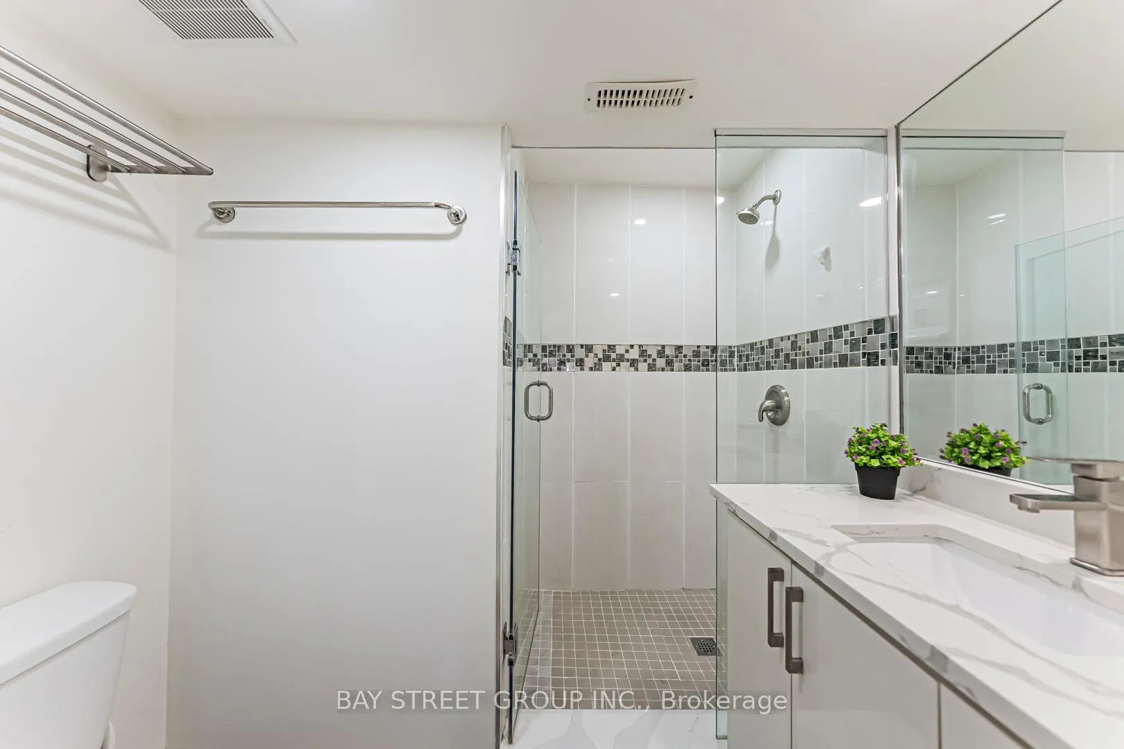 Photo 19 of Unit Basement, 43 Sherwood Forest Drive, Markham, Bullock — HOMEH