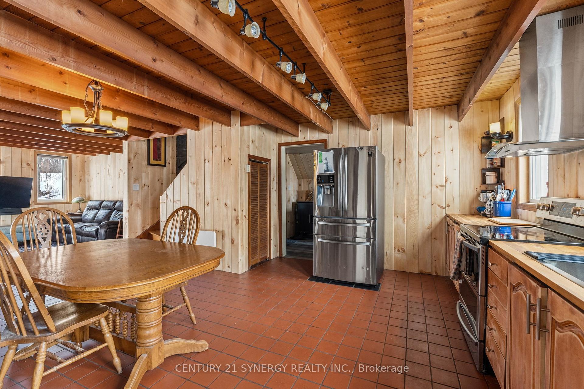 Photo 6 of 6387/6395 Third Line Road S, Ottawa, North Gower — HOMEH