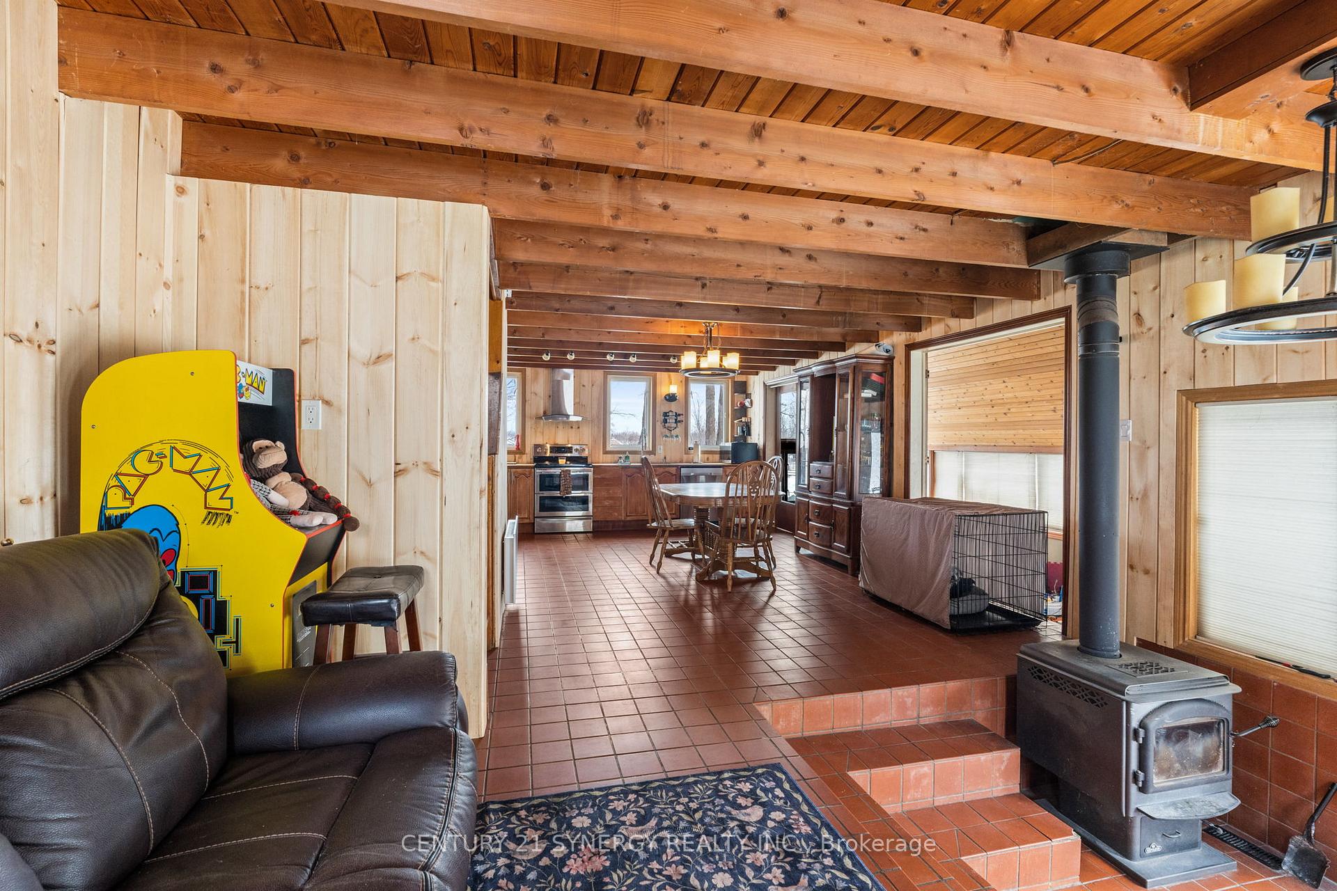 Photo 10 of 6387/6395 Third Line Road S, Ottawa, North Gower — HOMEH