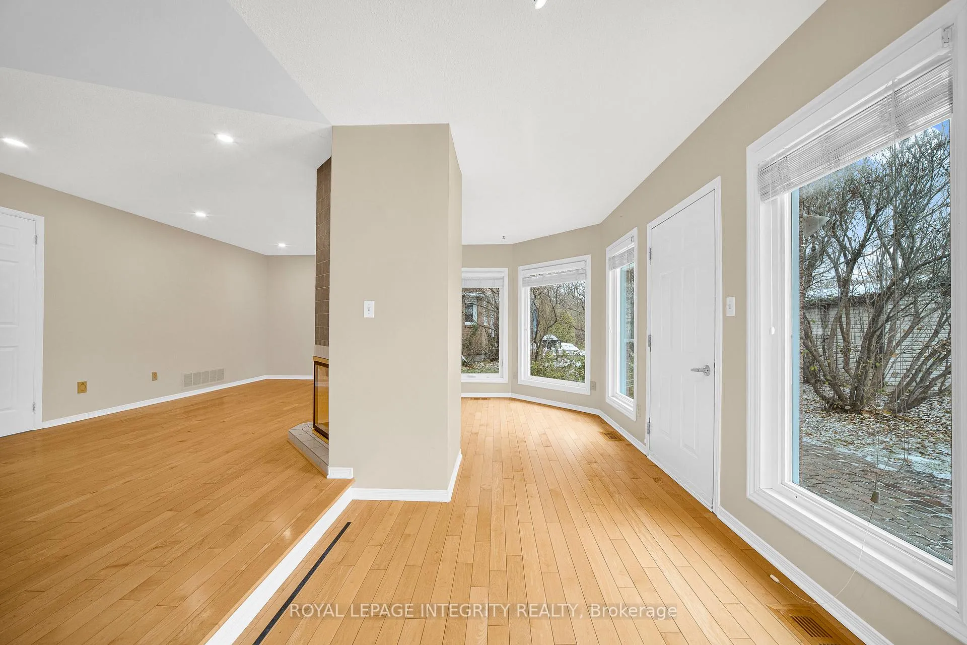 Photo 19 of 234 Walden Drive, Ottawa, Kanata - Kanata Lakes/Heritage Hills — HOMEH
