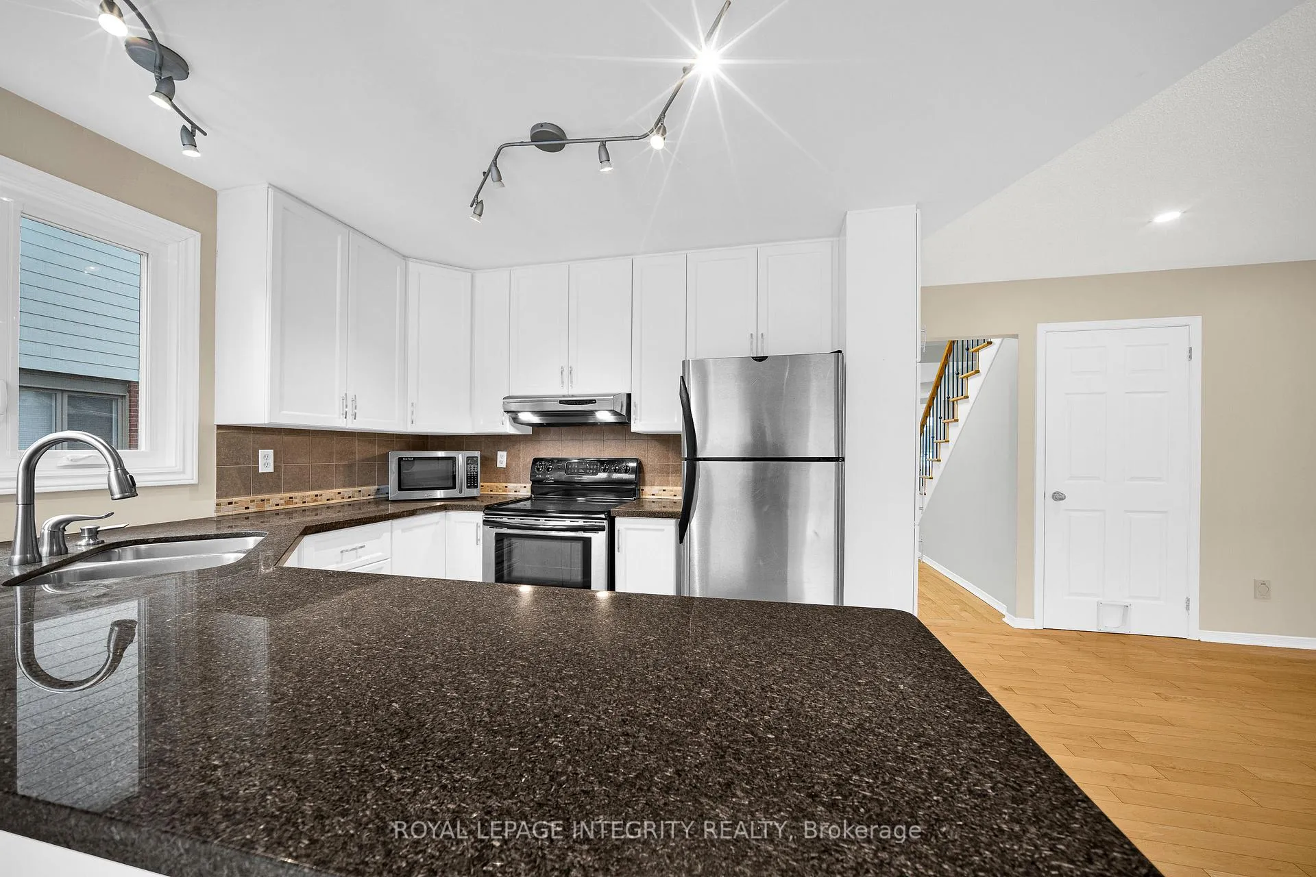 Photo 24 of 234 Walden Drive, Ottawa, Kanata - Kanata Lakes/Heritage Hills — HOMEH