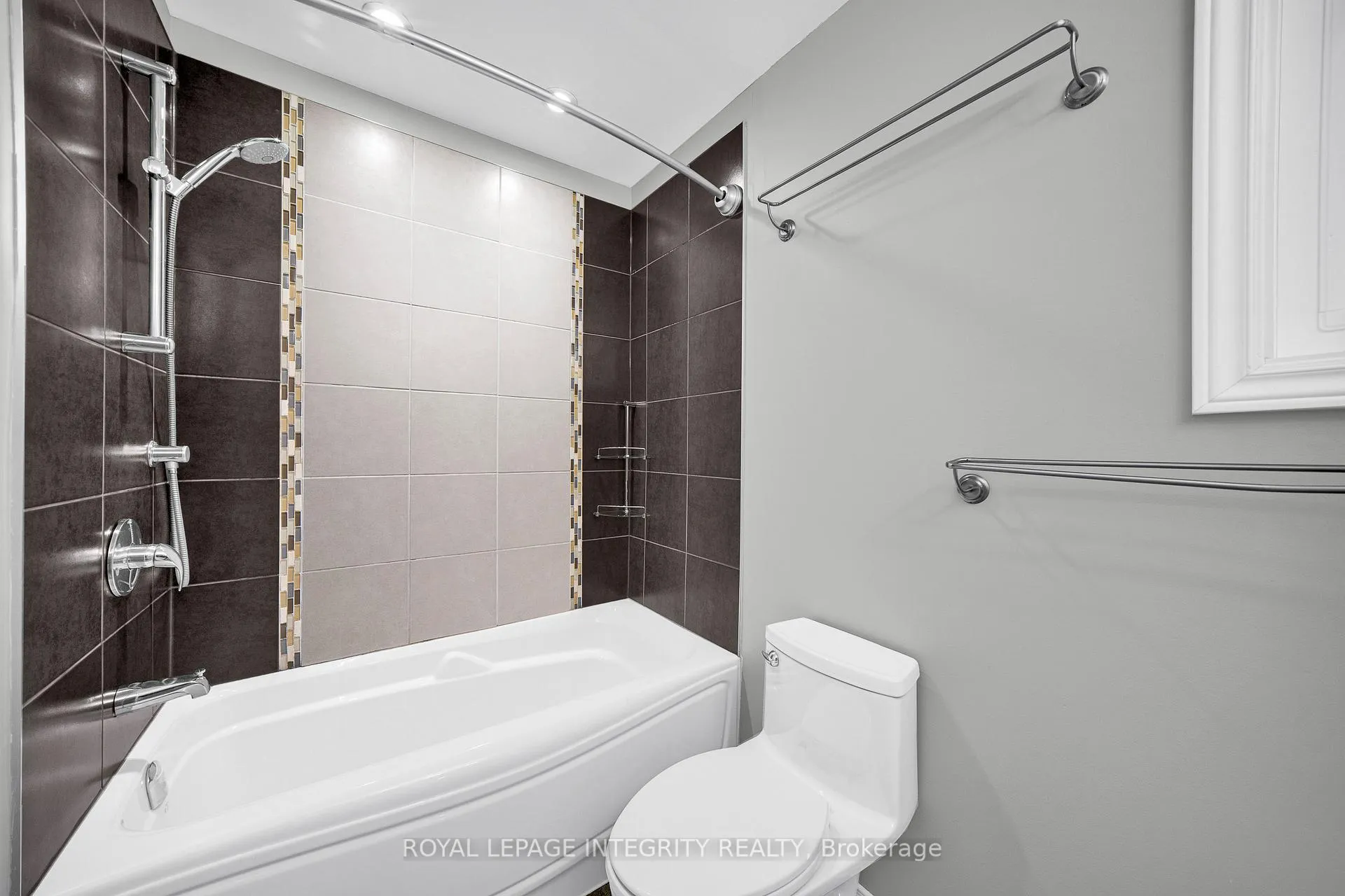 Photo 38 of 234 Walden Drive, Ottawa, Kanata - Kanata Lakes/Heritage Hills — HOMEH
