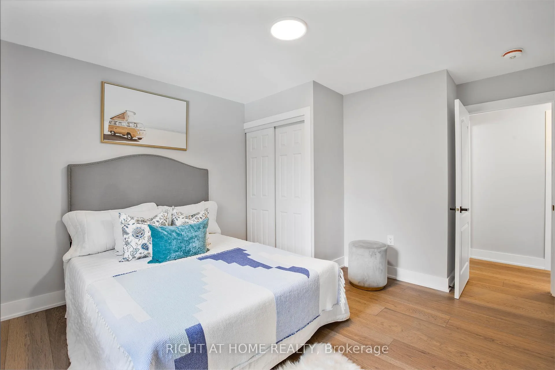 Photo 26 of Unit UPPER, 347 Mapledene Drive, Hamilton, Ancaster — HOMEH