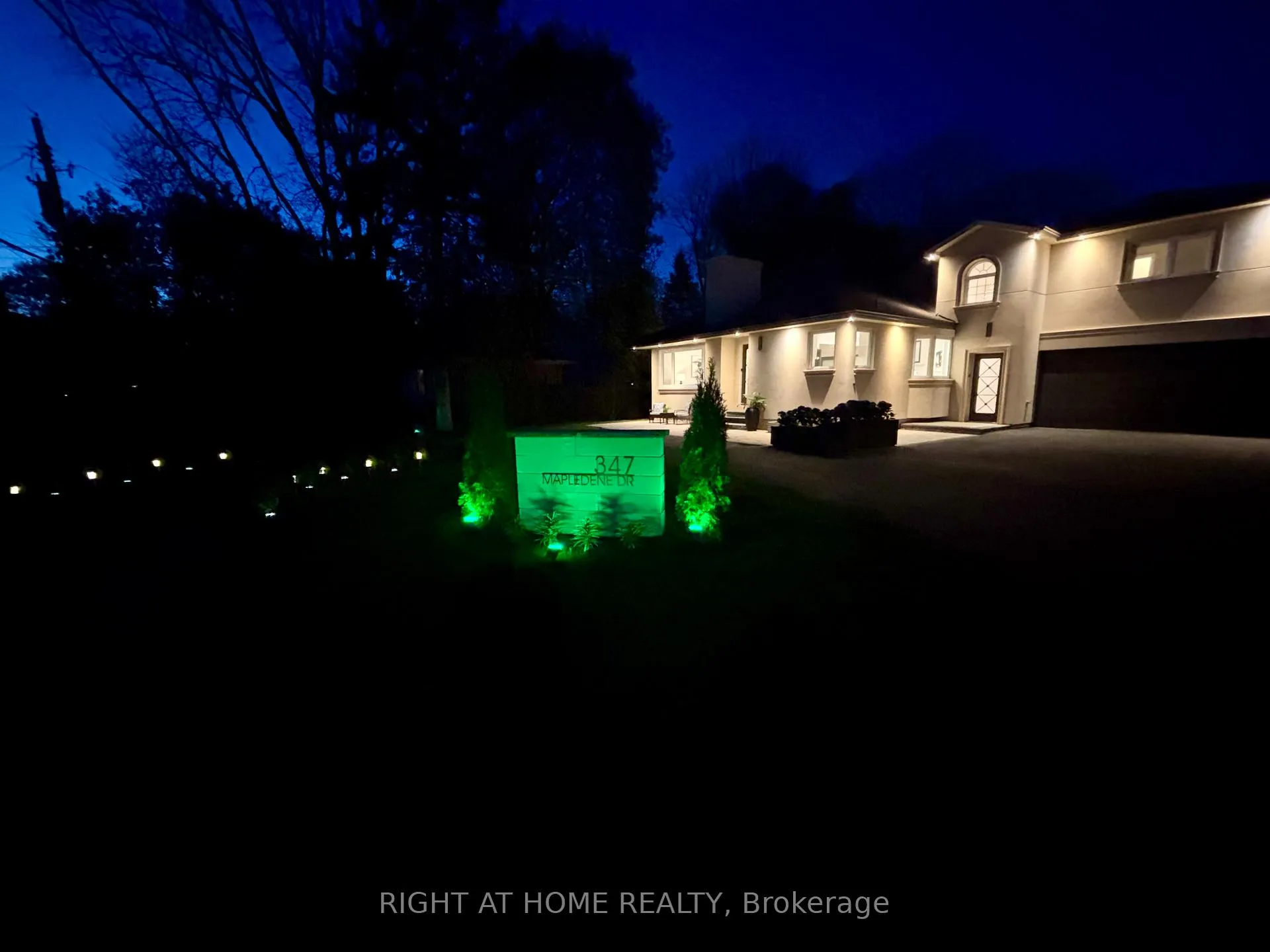Photo 37 of Unit UPPER, 347 Mapledene Drive, Hamilton, Ancaster — HOMEH