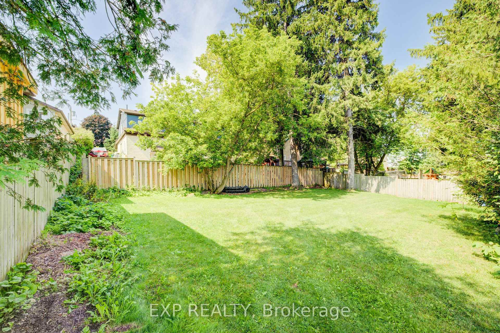 Photo 36 of 16 Edward Street, Mapleton, Rural Mapleton — HOMEH