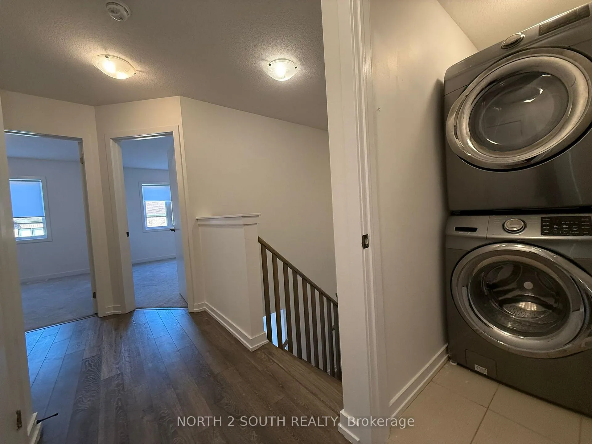 Photo 13 of 6 Bradshaw Drive, Hamilton, Stoney Creek Mountain — HOMEH