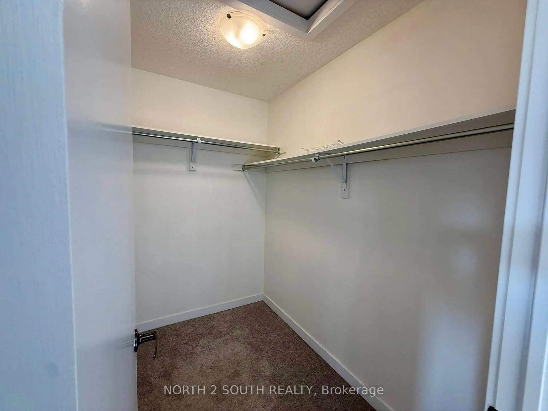 Photo 15 of 6 Bradshaw Drive, Hamilton, Stoney Creek Mountain — HOMEH