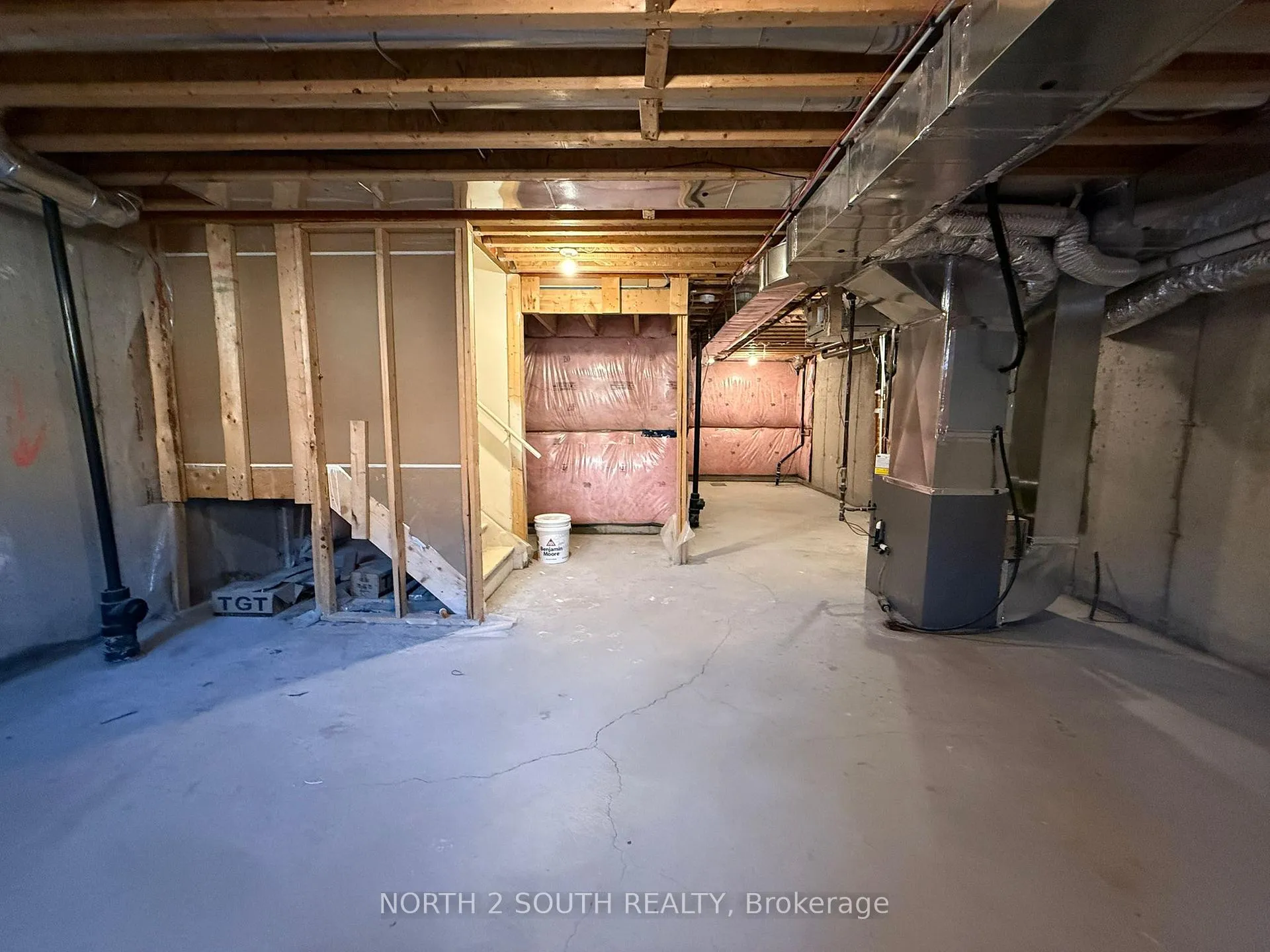 Photo 24 of 6 Bradshaw Drive, Hamilton, Stoney Creek Mountain — HOMEH