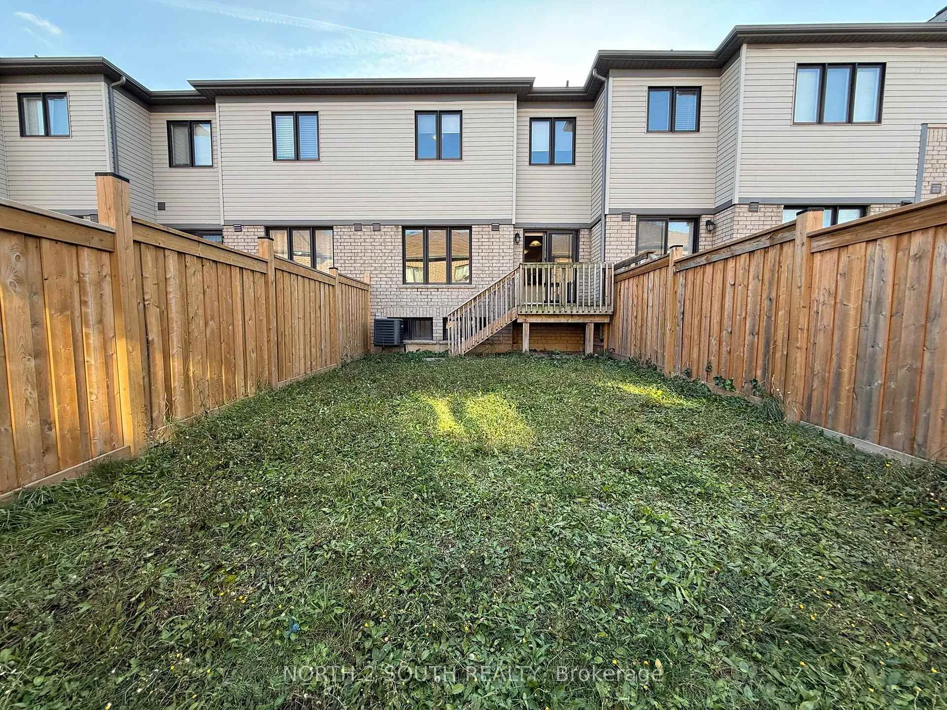 Photo 25 of 6 Bradshaw Drive, Hamilton, Stoney Creek Mountain — HOMEH