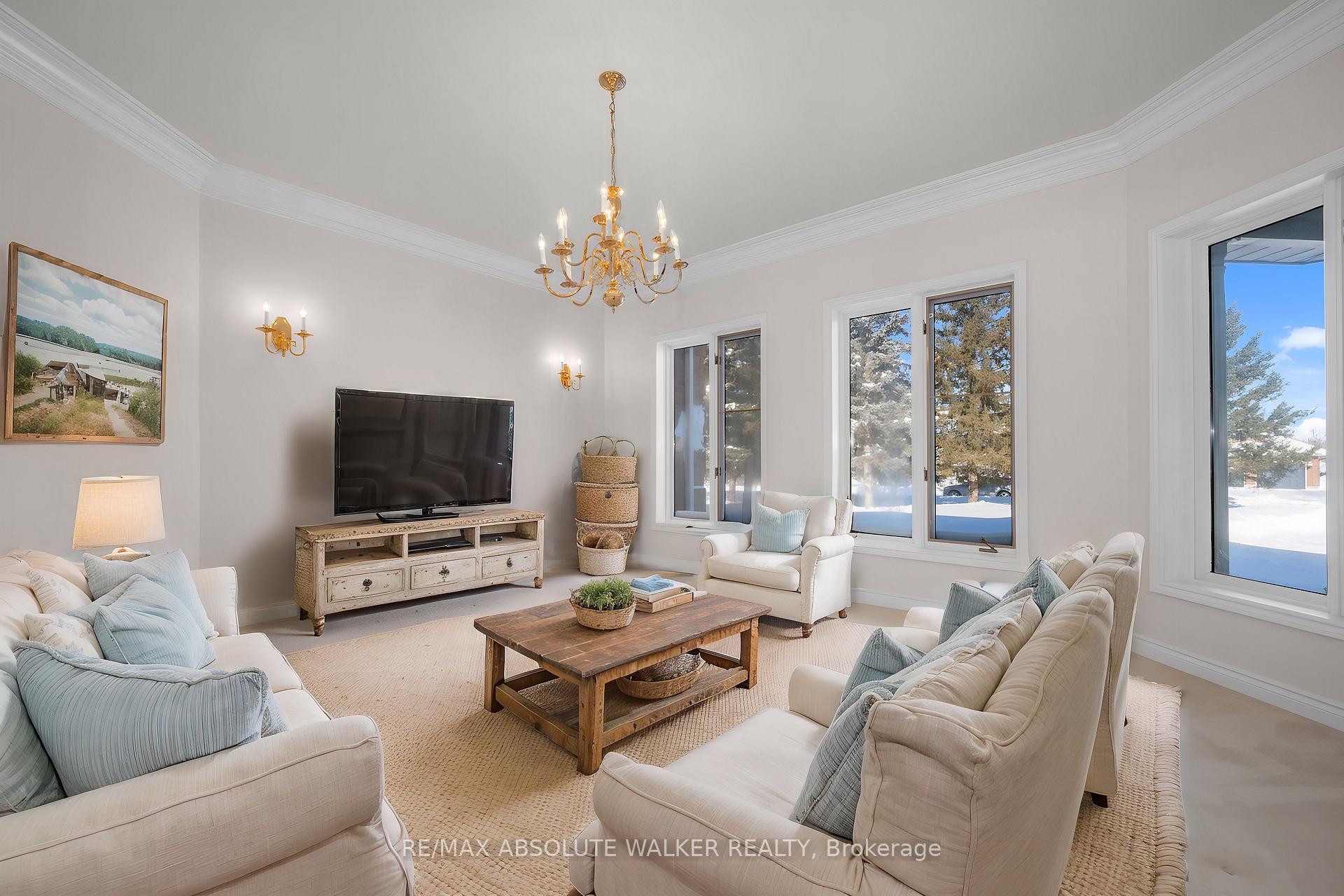 Photo 3 of 1072 Bravar Drive, Ottawa, Manotick Long Island & Nicholls Island — HOMEH