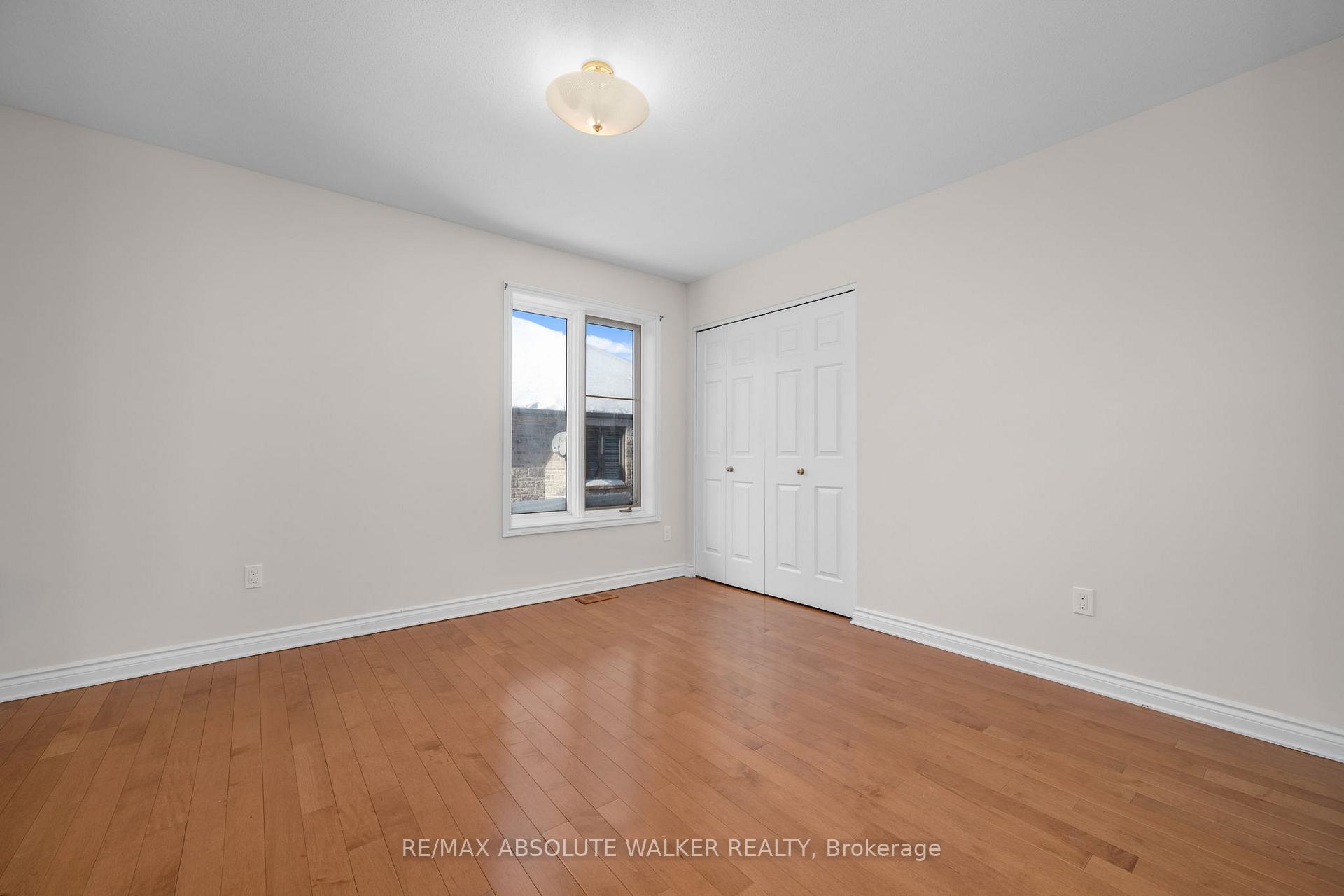 Photo 21 of 1072 Bravar Drive, Ottawa, Manotick Long Island & Nicholls Island — HOMEH