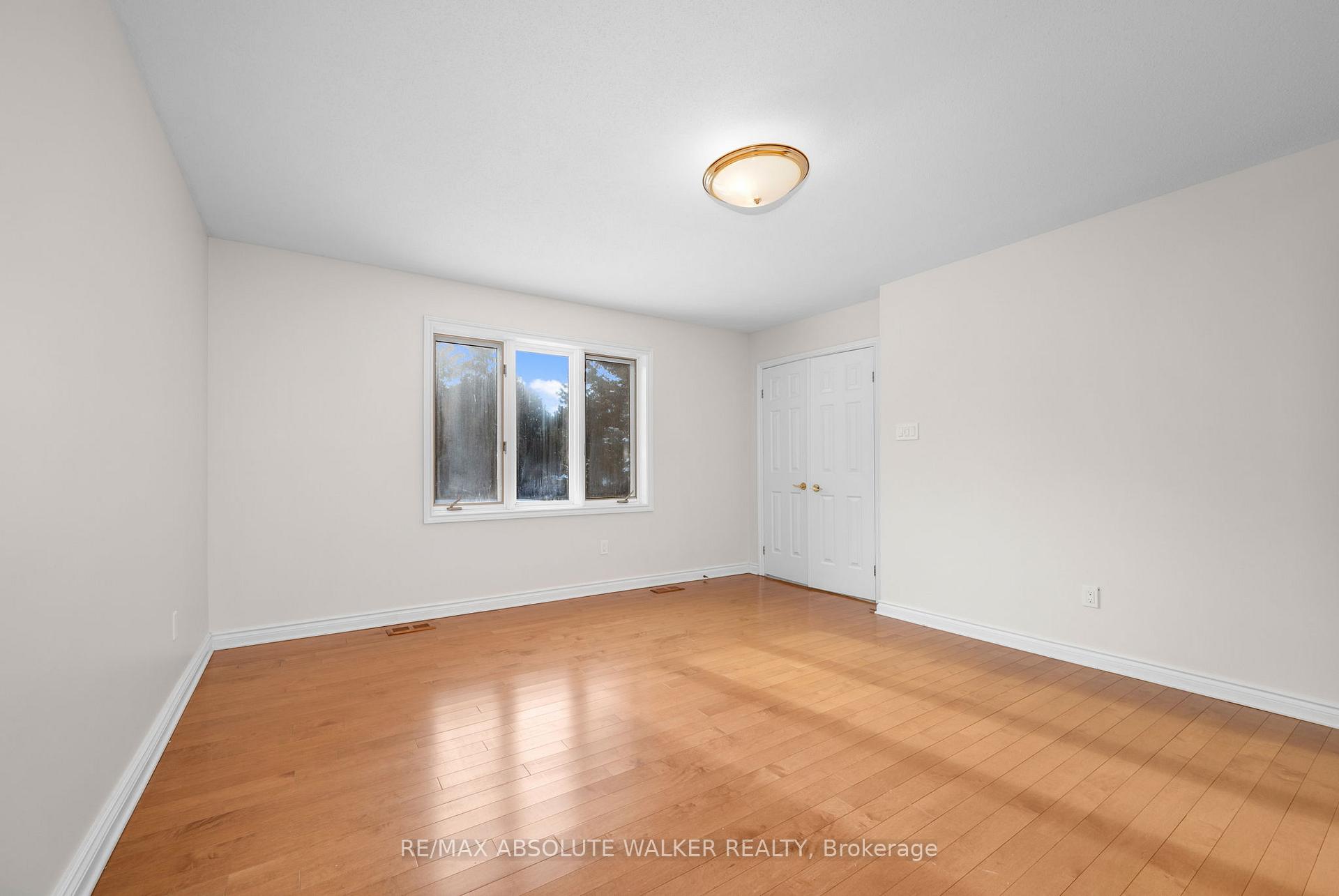 Photo 26 of 1072 Bravar Drive, Ottawa, Manotick Long Island & Nicholls Island — HOMEH