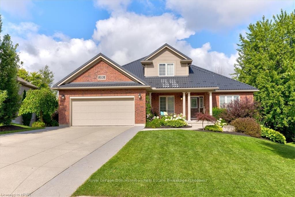 Photo 2 of 90 River Run Road, Mapleton, Rural Mapleton — HOMEH