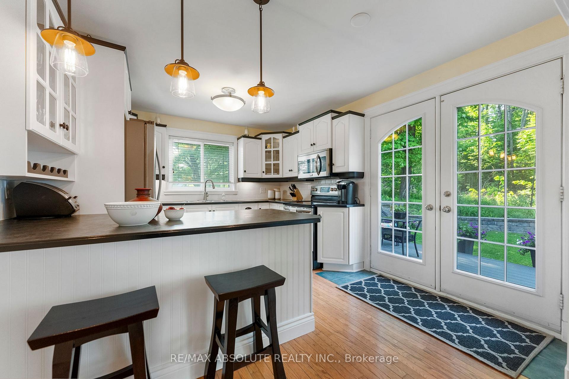 Photo 17 of 813 Archibald Street, McNab/Braeside, Mcnab/Braeside Twps — HOMEH