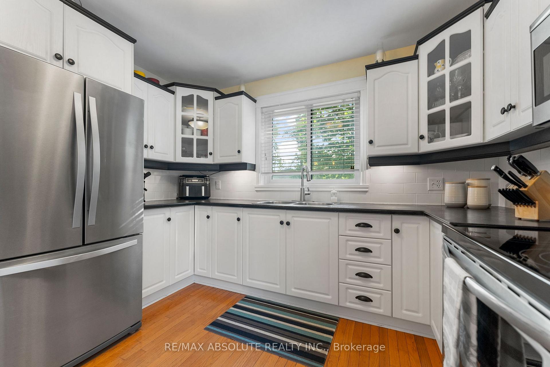 Photo 18 of 813 Archibald Street, McNab/Braeside, Mcnab/Braeside Twps — HOMEH