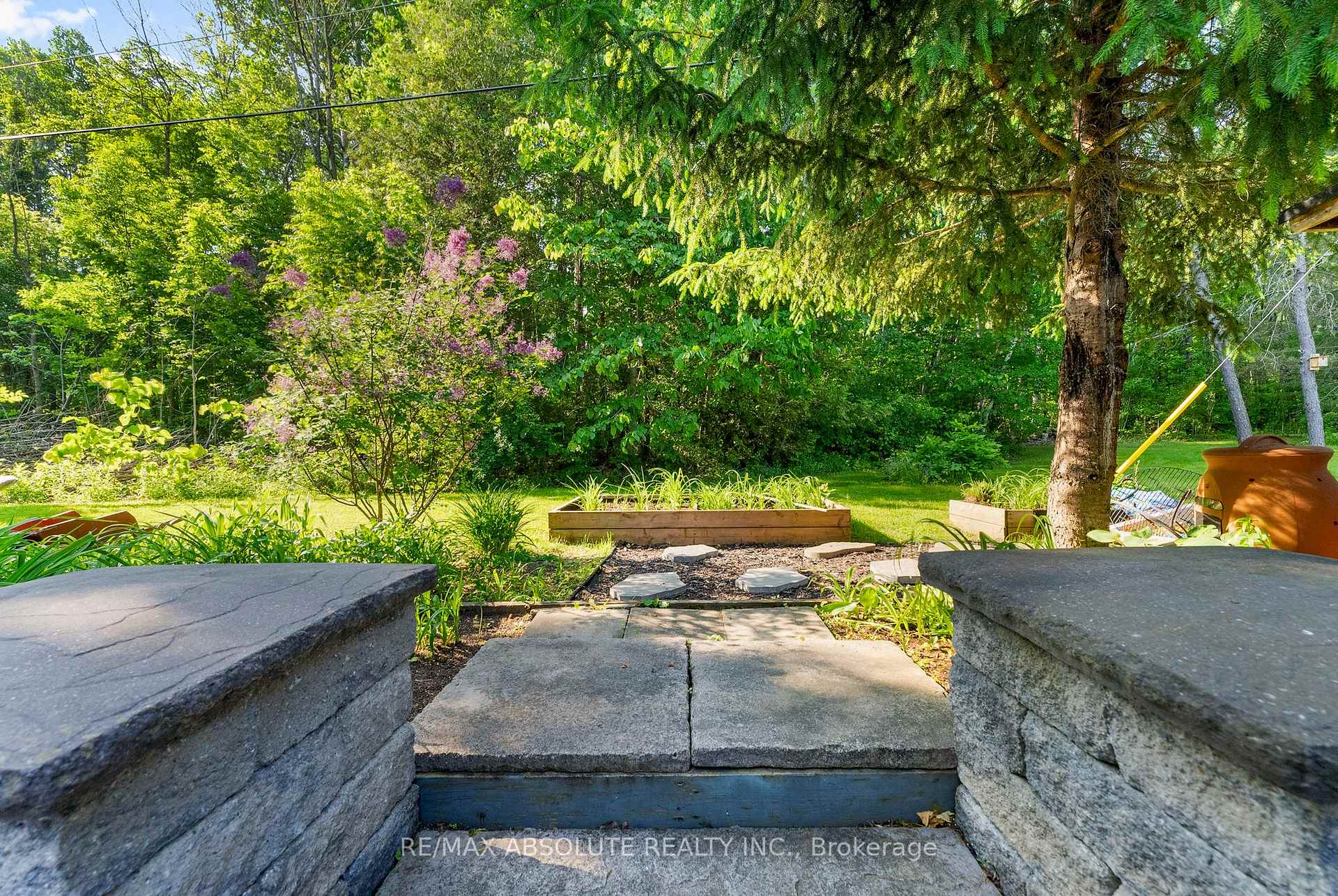 Photo 43 of 813 Archibald Street, McNab/Braeside, Mcnab/Braeside Twps — HOMEH