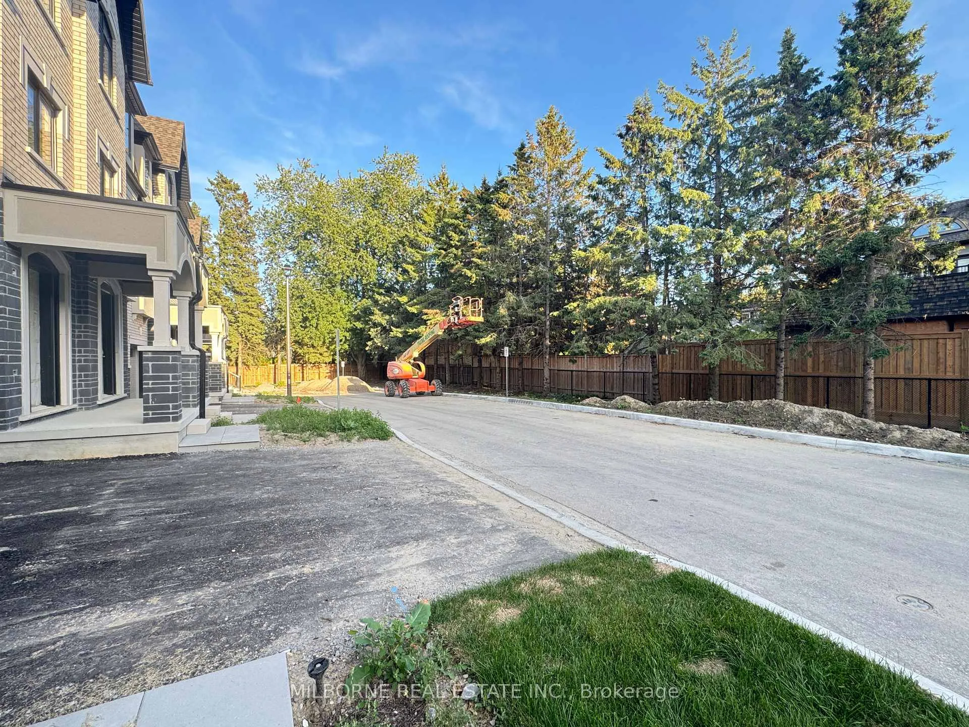 Photo 2 of 33 Jane Underhall Place, King, Rural King — HOMEH