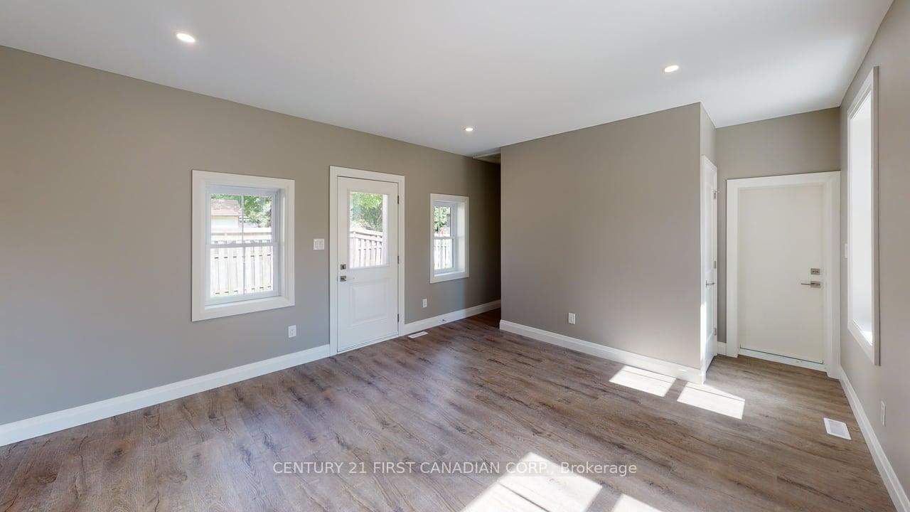 Photo 9 of 131 Francis Street, Lucan Biddulph, Lucan — HOMEH