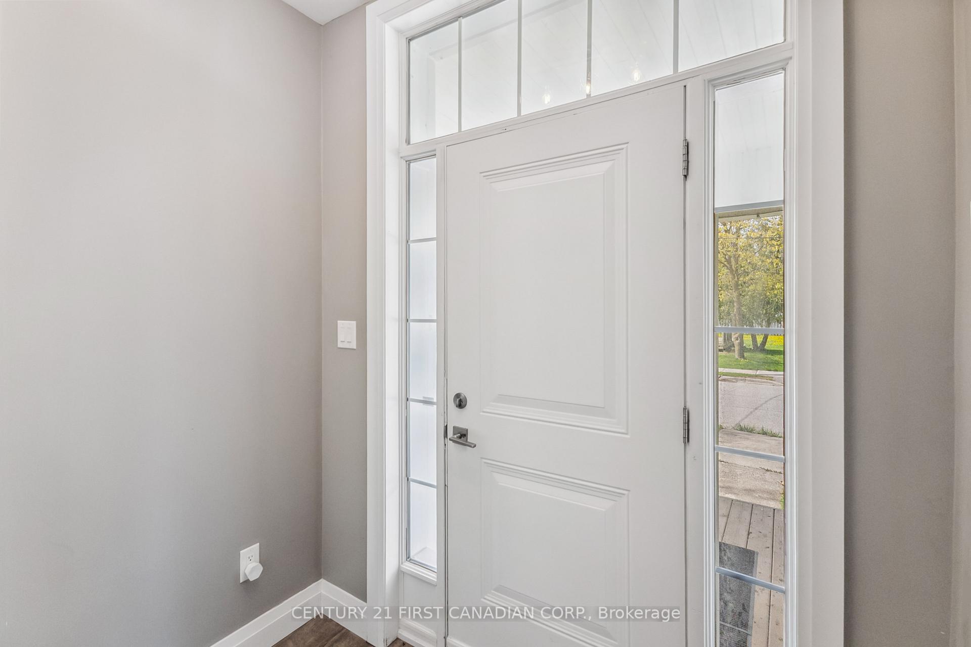 Photo 14 of 131 Francis Street, Lucan Biddulph, Lucan — HOMEH