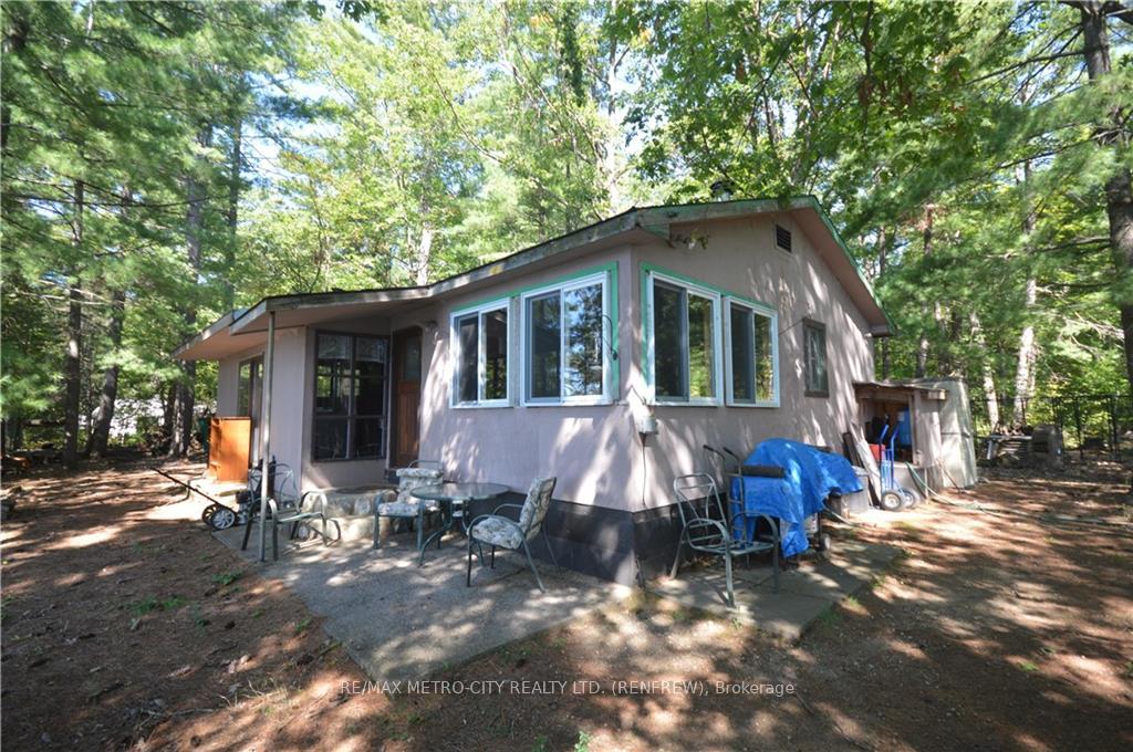 Photo 2 of 2266 Chaspeski Lane, Horton, Horton Twp — HOMEH