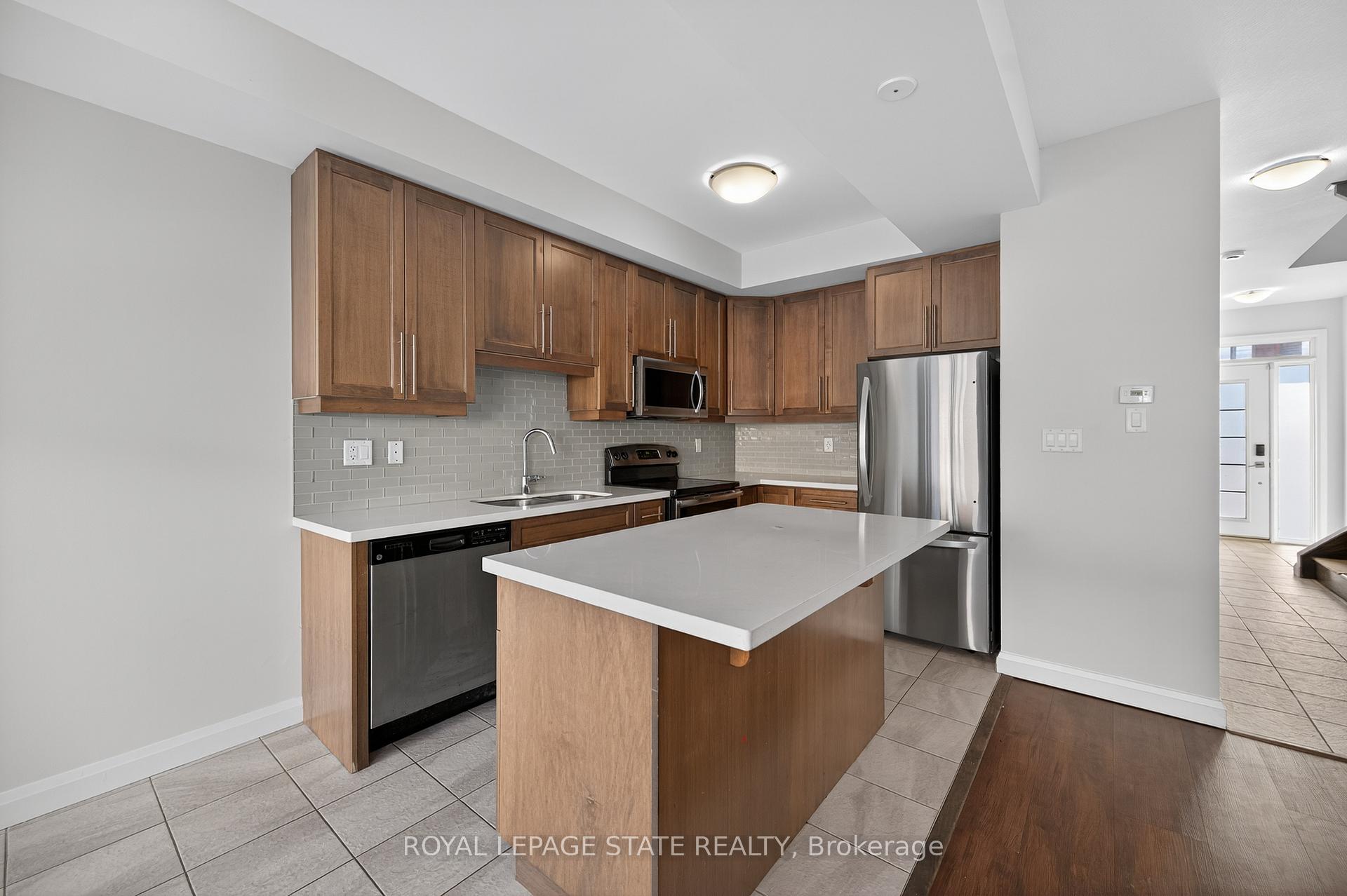 Photo 14 of 9 Rouley Lane, Hamilton, Meadowlands — HOMEH