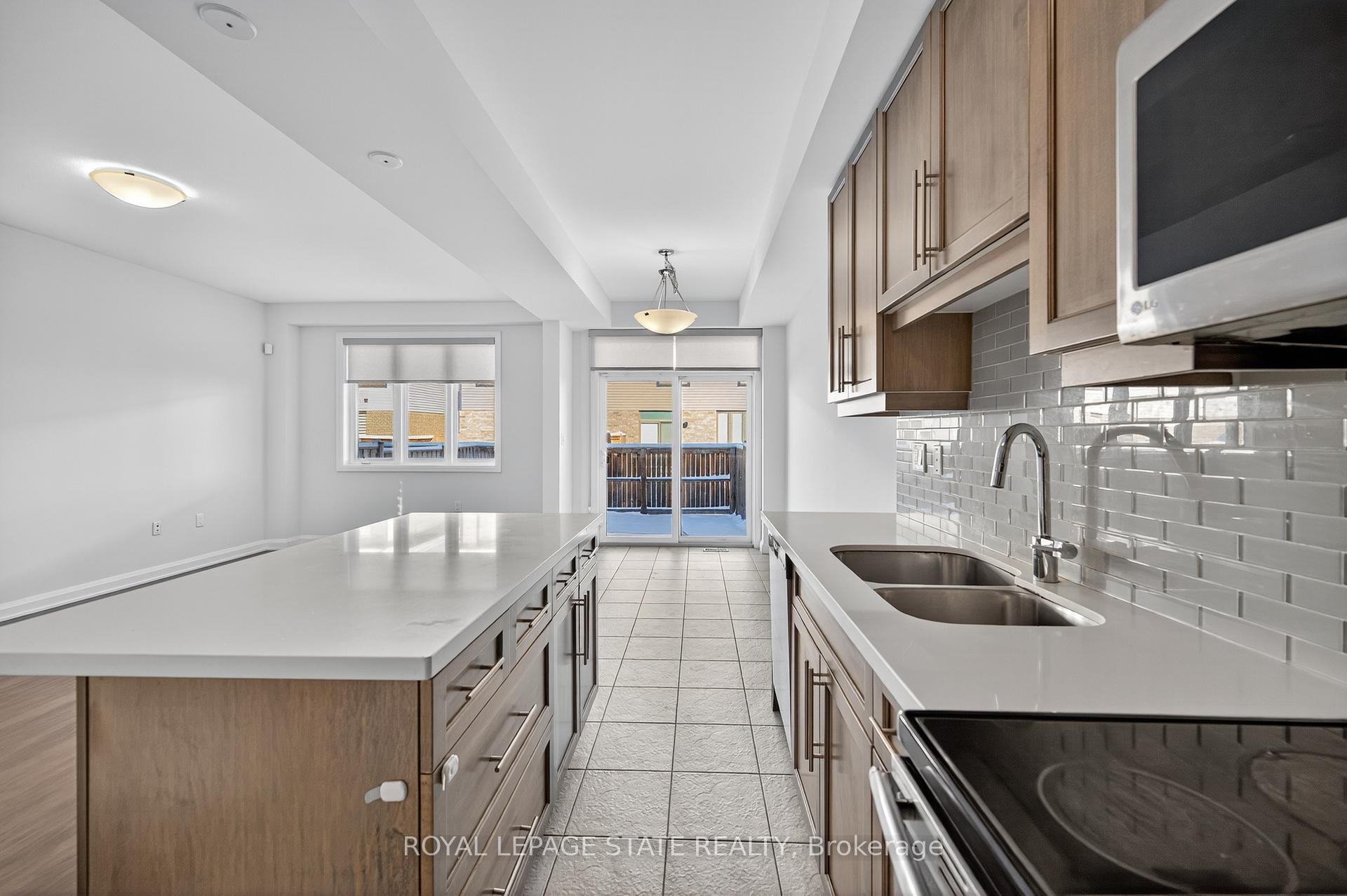 Photo 18 of 9 Rouley Lane, Hamilton, Meadowlands — HOMEH
