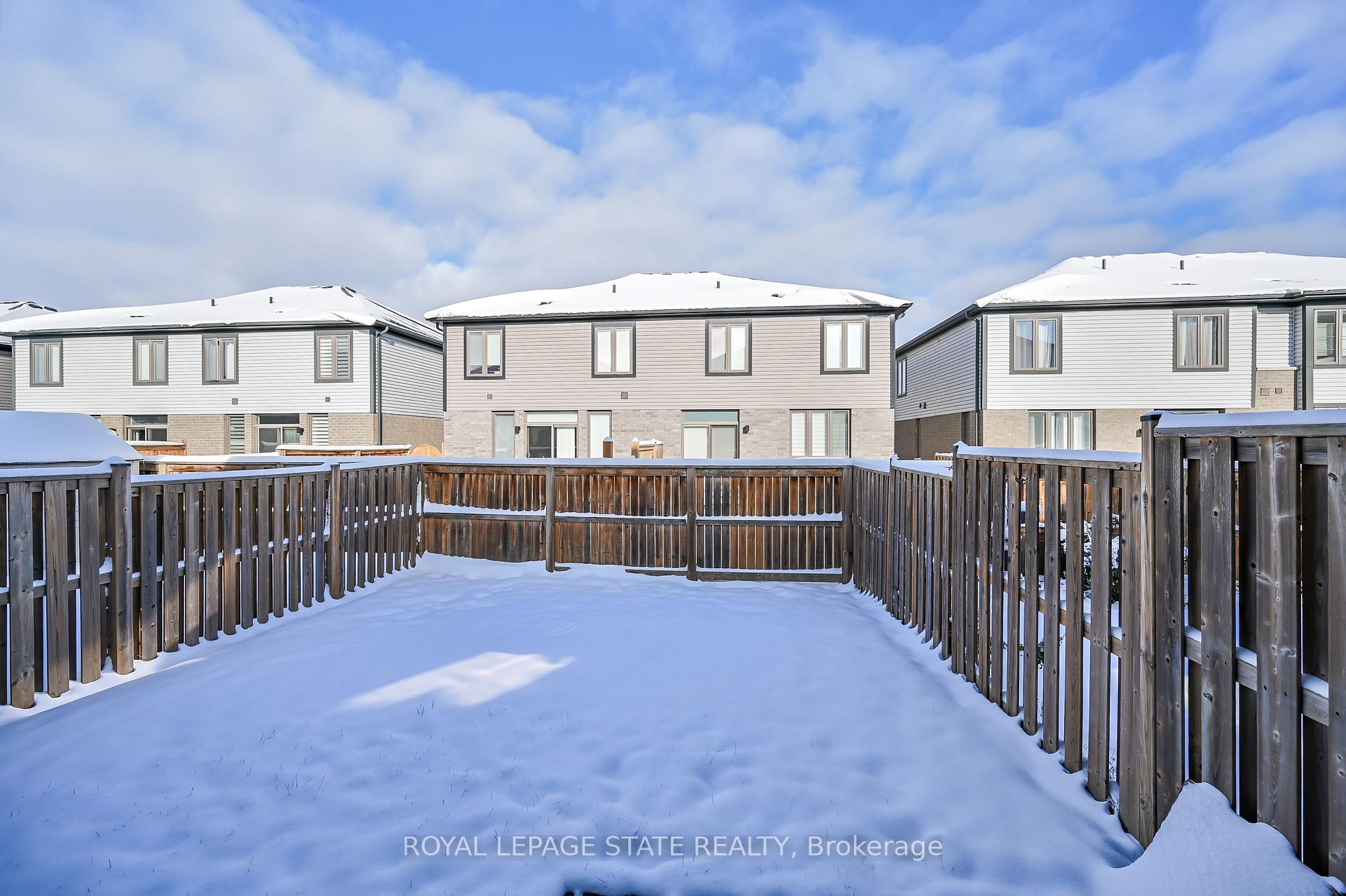 Photo 39 of 9 Rouley Lane, Hamilton, Meadowlands — HOMEH