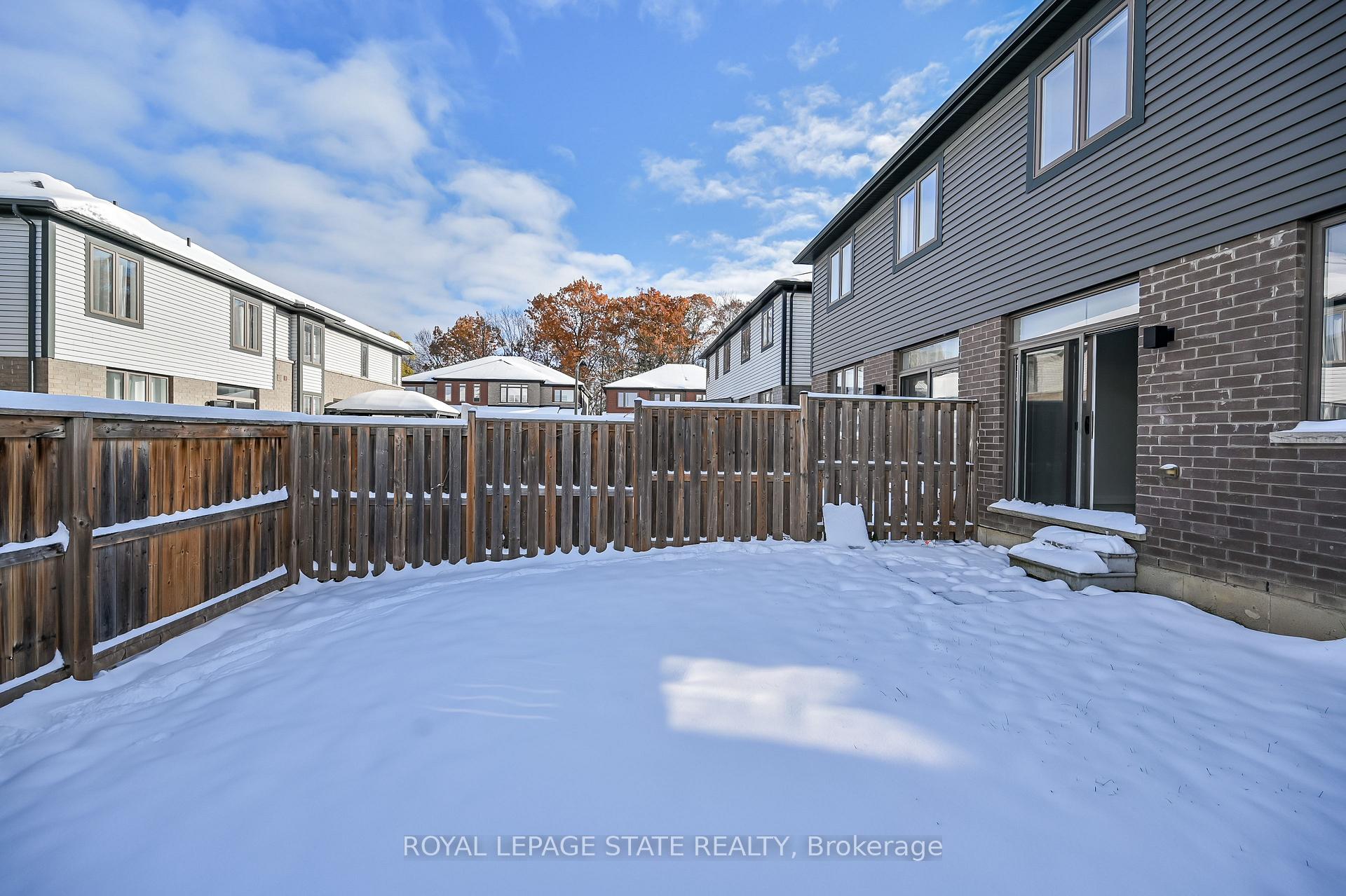 Photo 42 of 9 Rouley Lane, Hamilton, Meadowlands — HOMEH