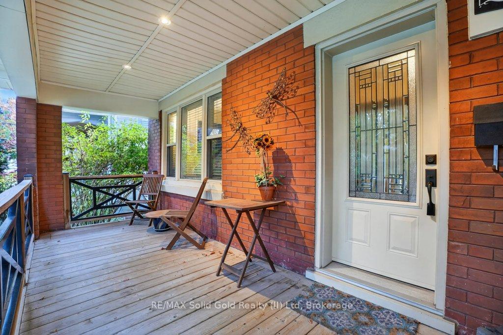 Photo 4 of 28 Troy Street, Kitchener — HOMEH