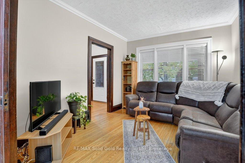 Photo 6 of 28 Troy Street, Kitchener — HOMEH
