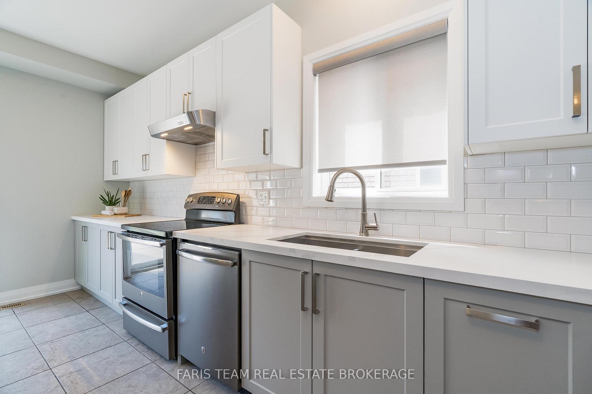 Photo 9 of 1377 Sheldon Street, Innisfil, Alcona — HOMEH