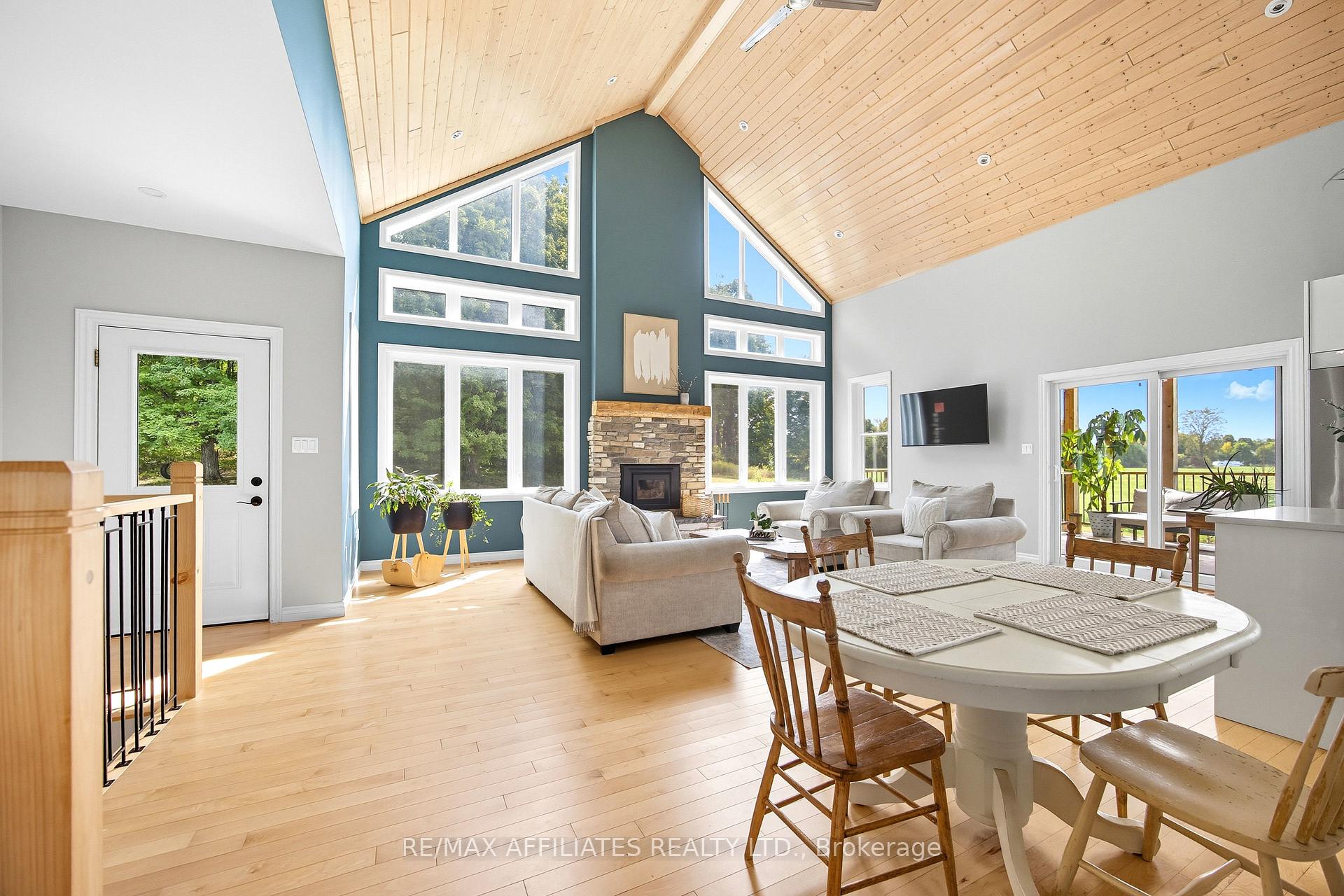 Photo 4 of 267 Roberts Road, Lanark Highlands, Lanark Highlands (Lanark Village) — HOMEH