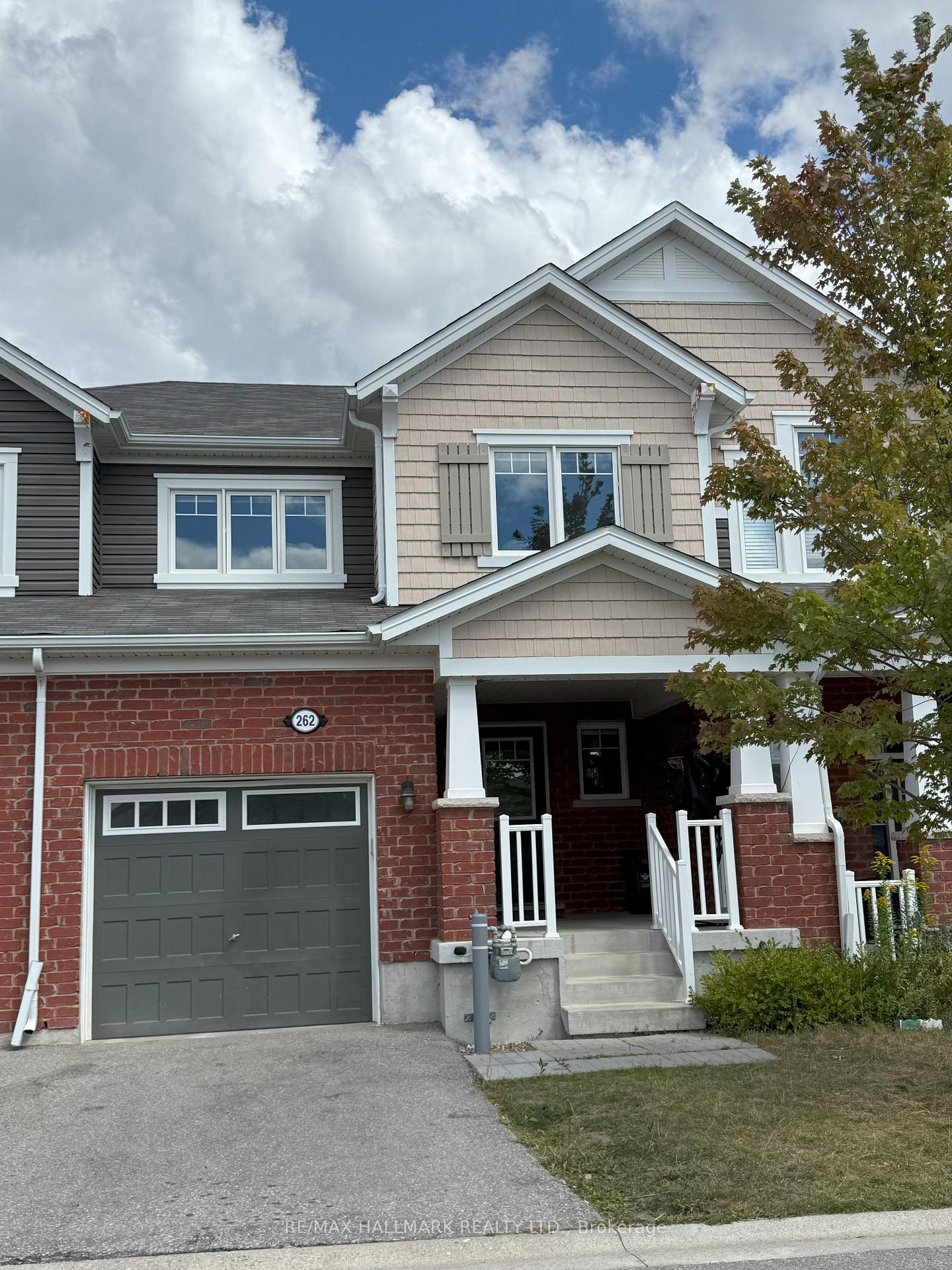 Photo 2 of 262 Waterbrook Lane, Kitchener — HOMEH