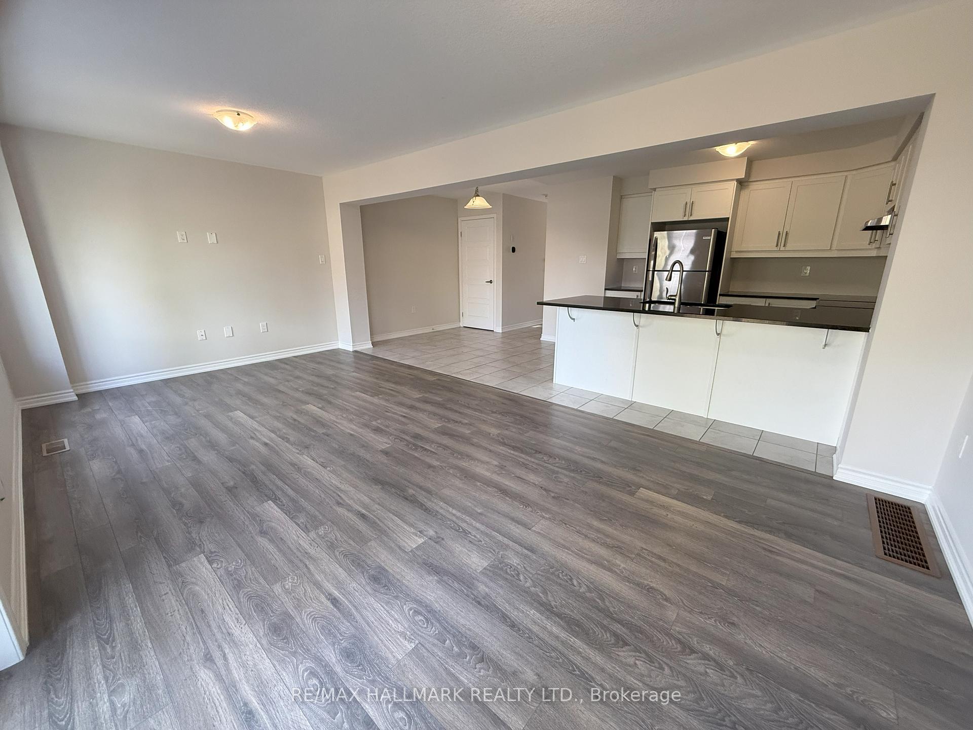 Photo 6 of 262 Waterbrook Lane, Kitchener — HOMEH