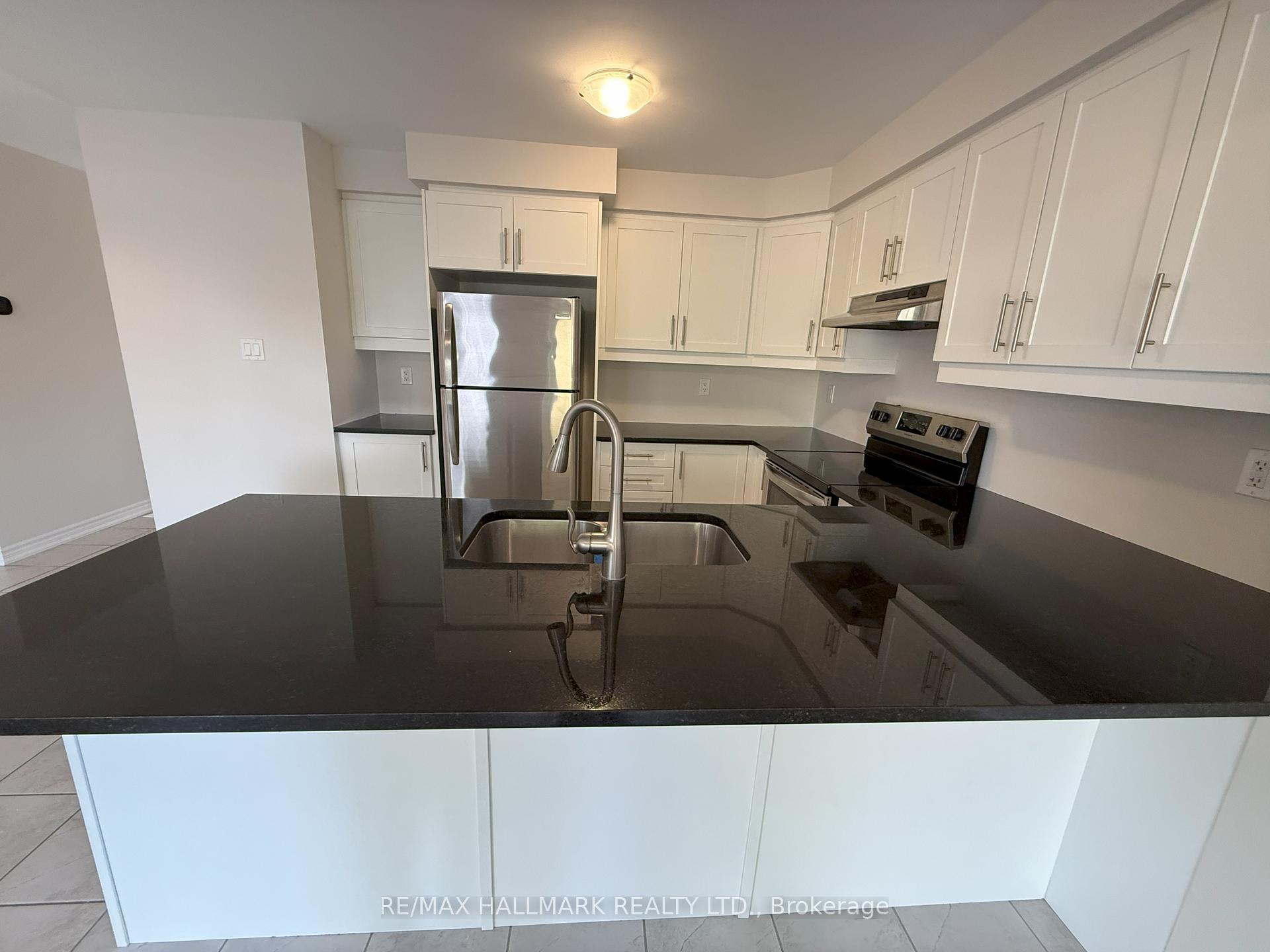 Photo 8 of 262 Waterbrook Lane, Kitchener — HOMEH
