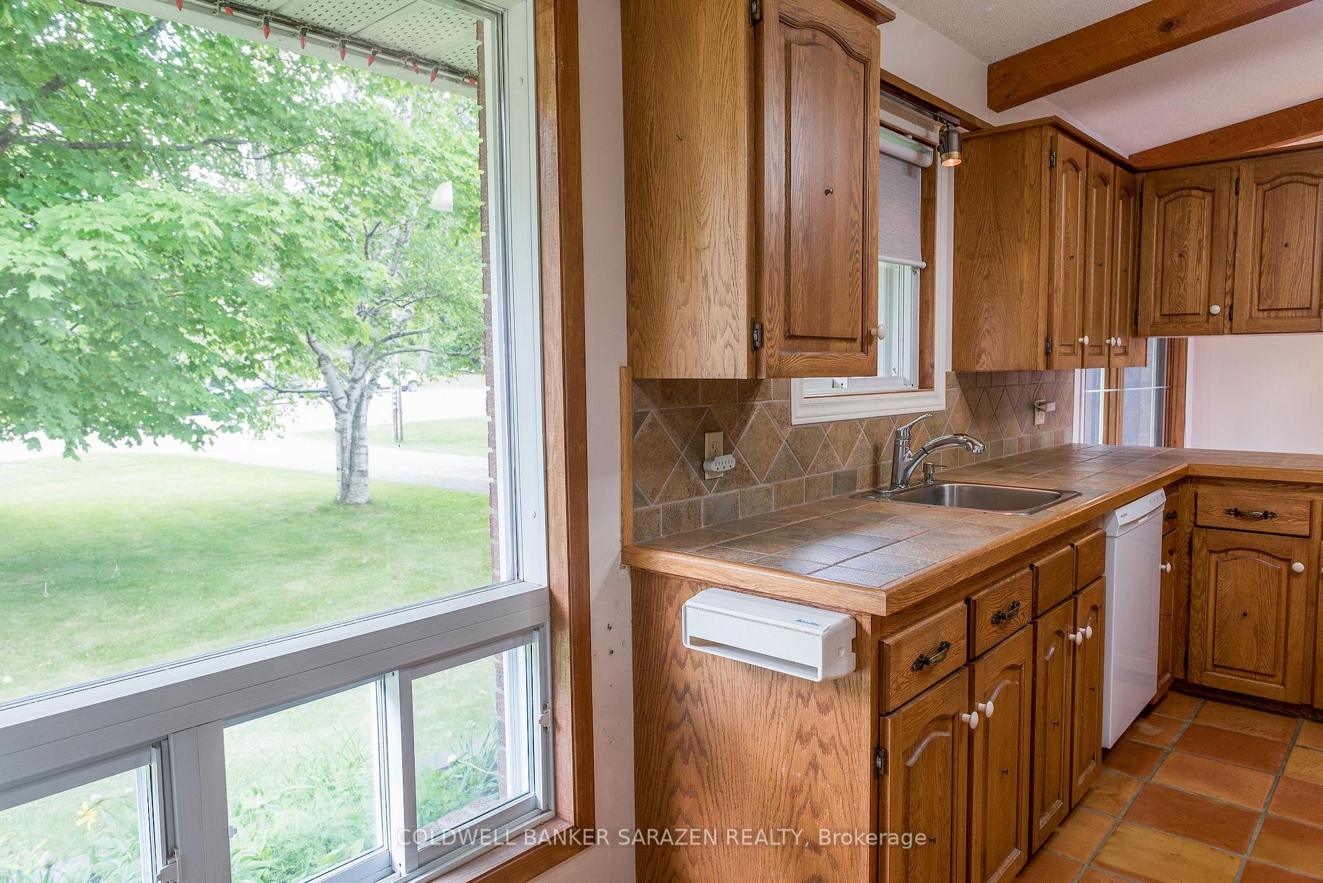 Photo 8 of 7 Robinson Street, McNab/Braeside, Mcnab/Braeside Twps — HOMEH
