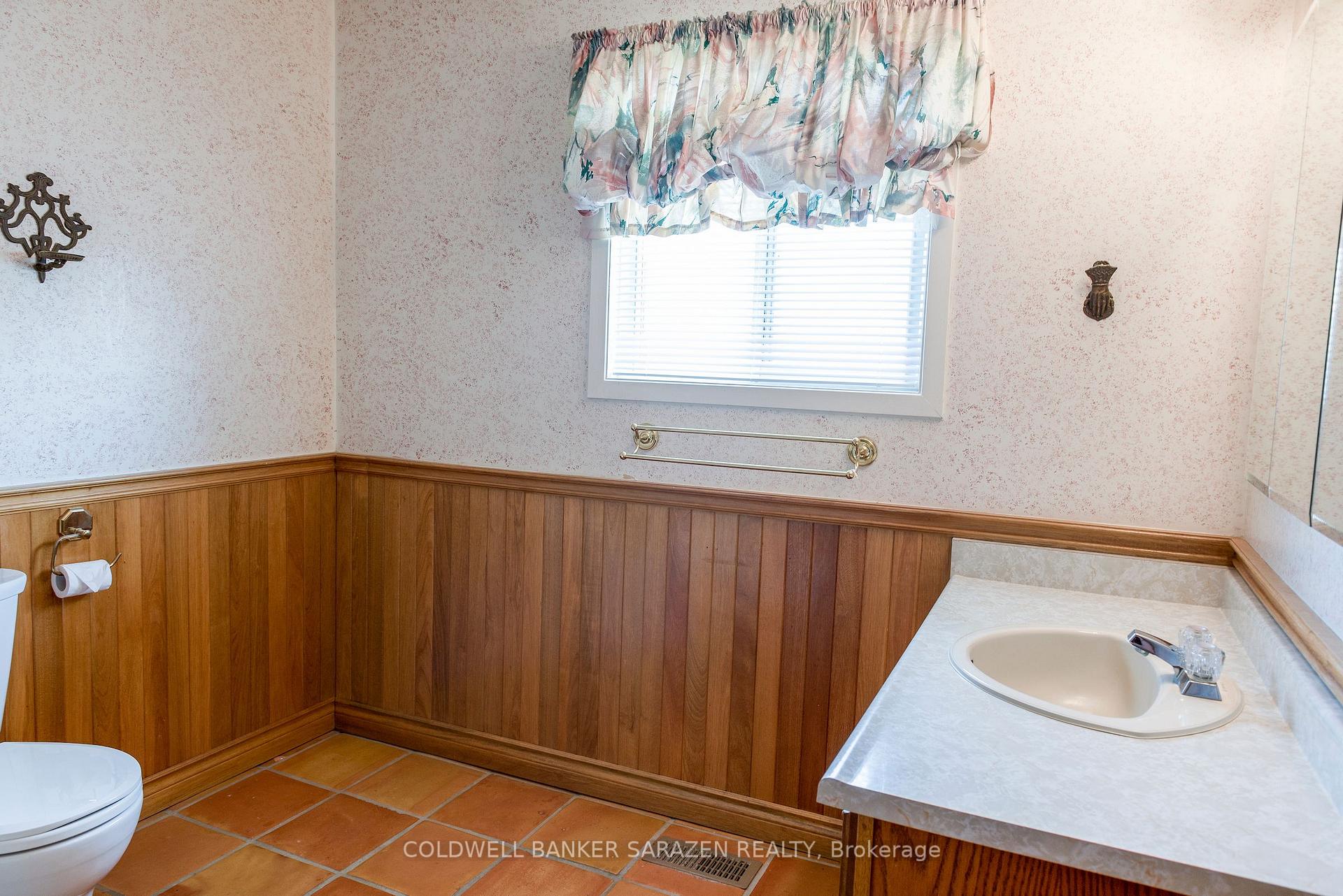 Photo 16 of 7 Robinson Street, McNab/Braeside, Mcnab/Braeside Twps — HOMEH