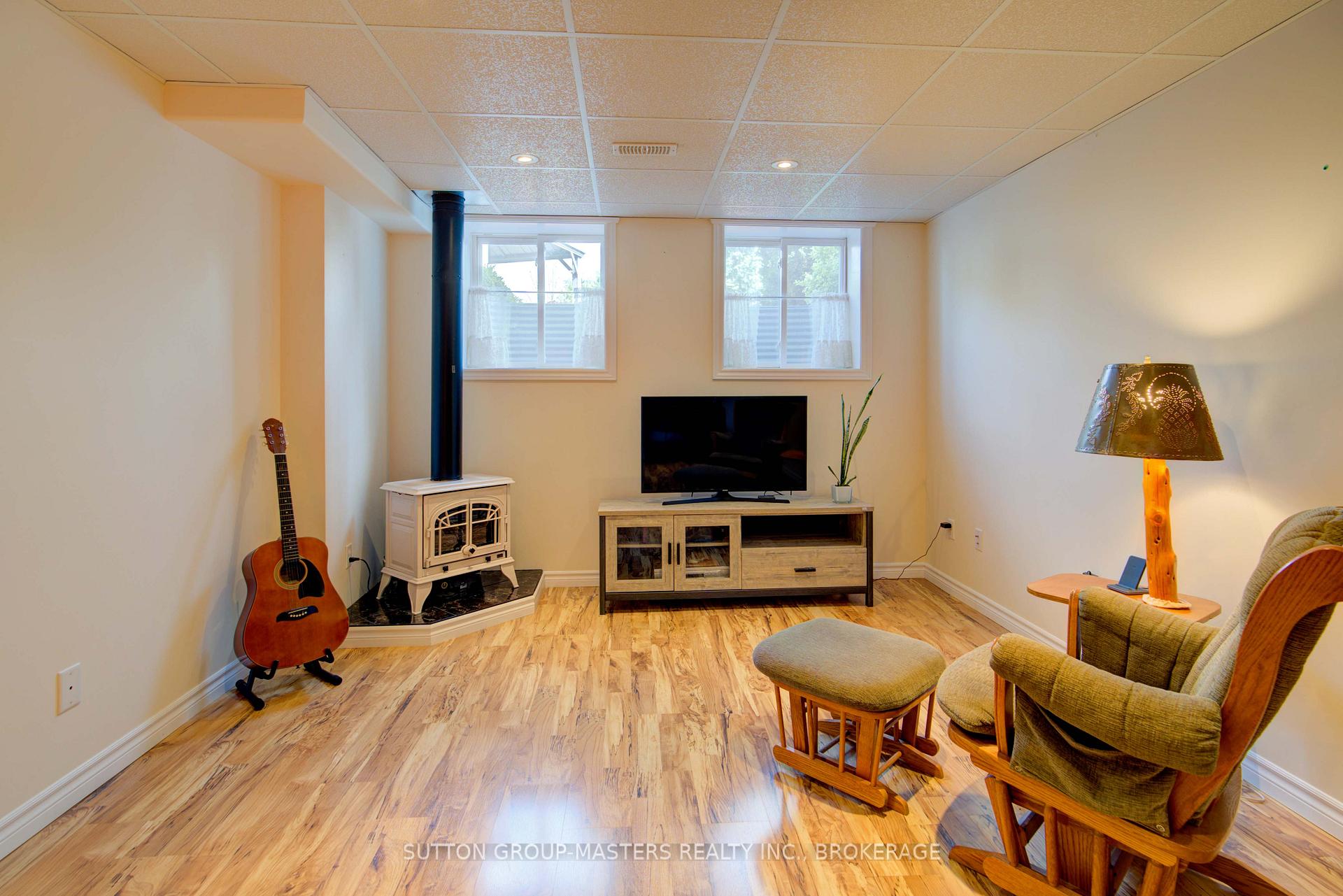 Photo 33 of 114 Britannia Crescent, Loyalist, Bath — HOMEH