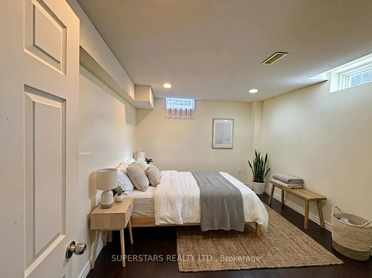 Photo 4 of Unit Bsmt, 161 Mary Pearson Drive, Markham, Middlefield — HOMEH