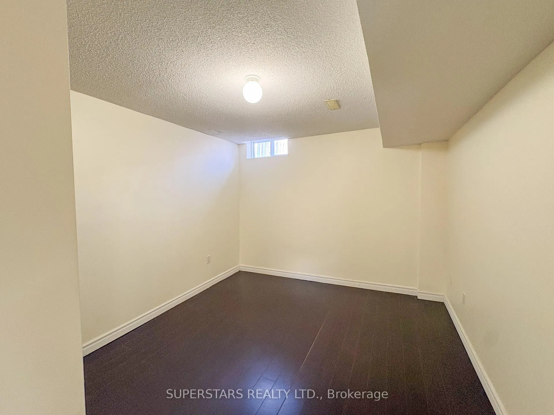 Photo 7 of Unit Bsmt, 161 Mary Pearson Drive, Markham, Middlefield — HOMEH