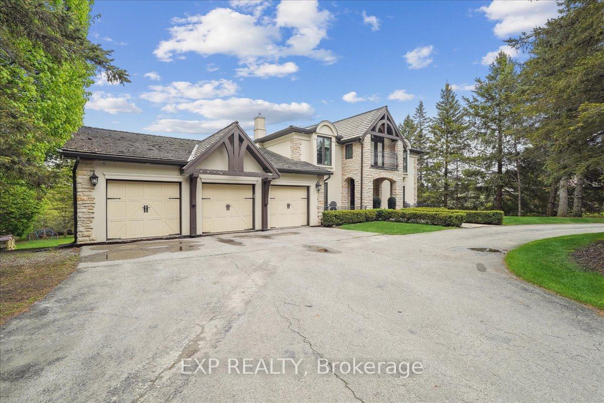 Photo 7 of 71 Manitou Drive, King, King City — HOMEH