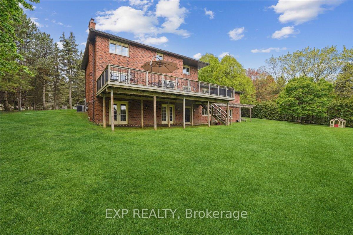 Photo 39 of 71 Manitou Drive, King, King City — HOMEH
