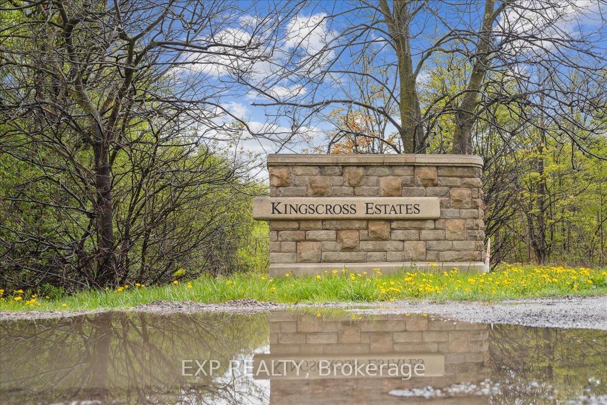 Photo 42 of 71 Manitou Drive, King, King City — HOMEH
