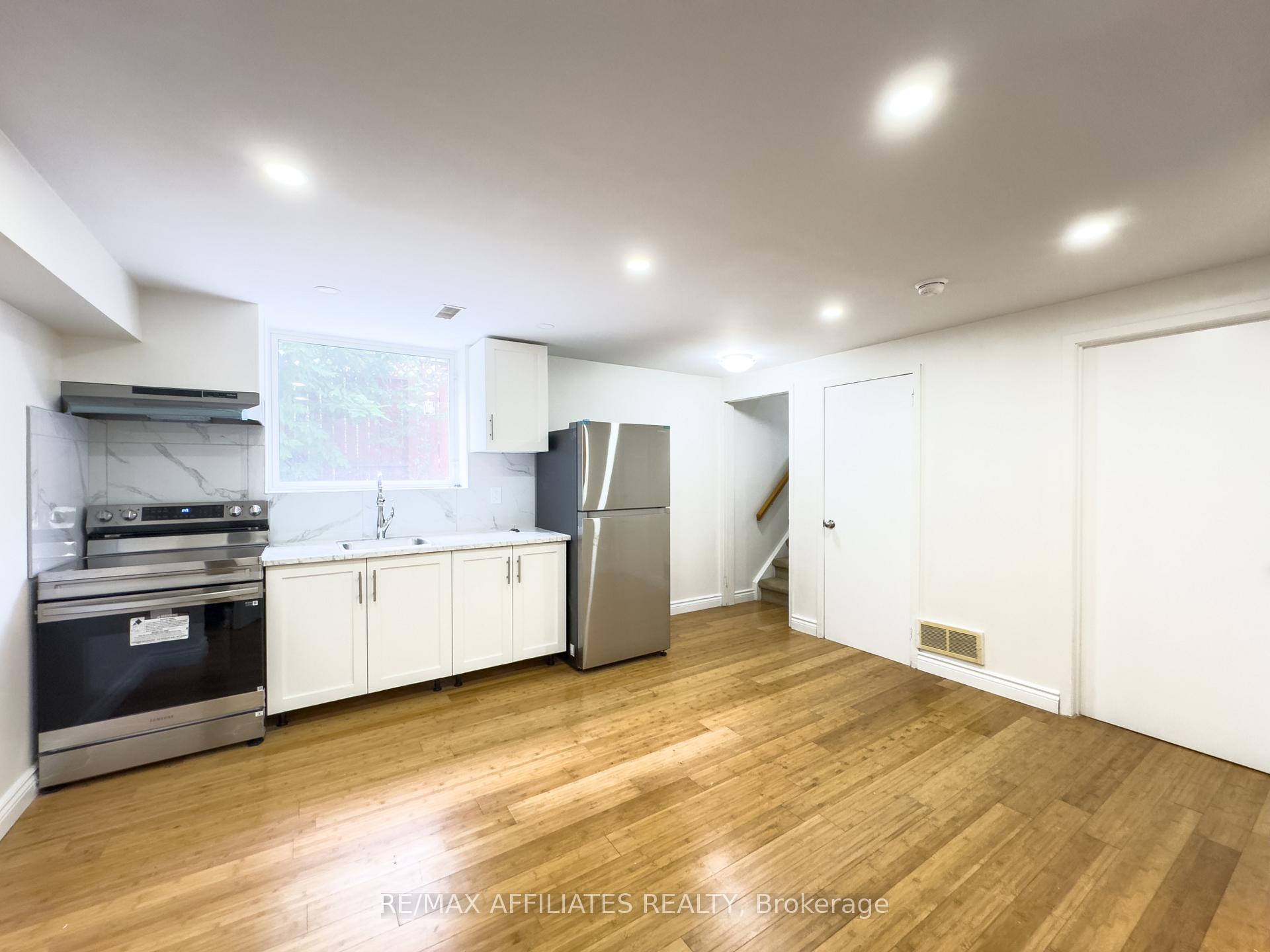 Photo 6 of Unit Lower, 222 Castlefrank Road, Ottawa, Kanata - Glencairn/Hazeldean — HOMEH
