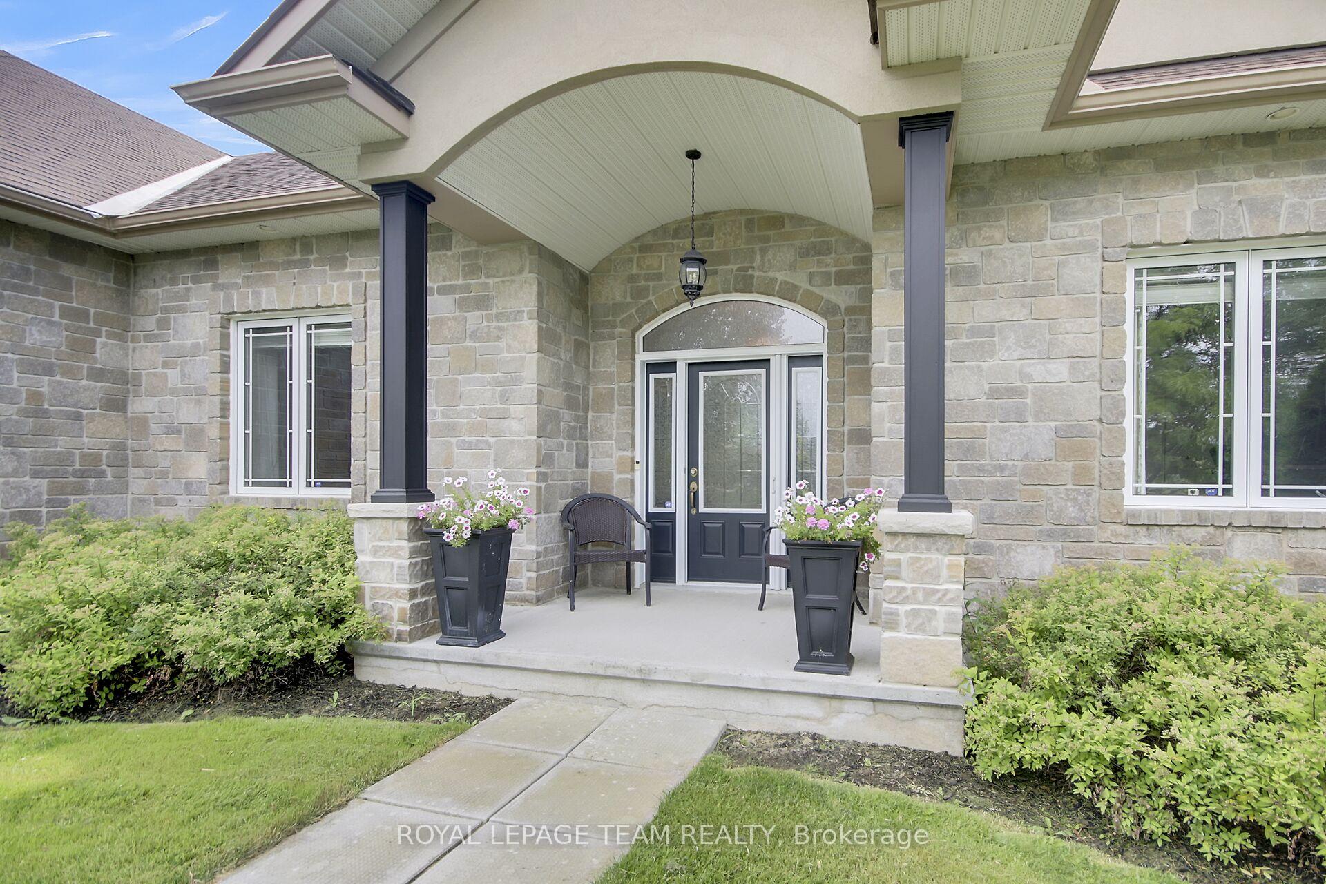 Photo 2 of 1484 Cobe Terrace, Ottawa, Kars — HOMEH